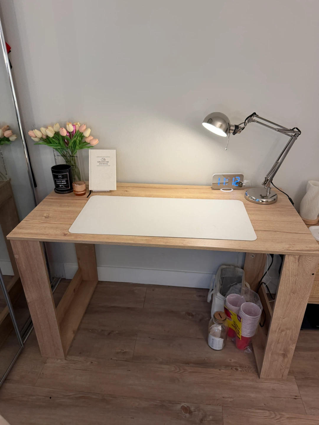 Wooden Desk - photo 3