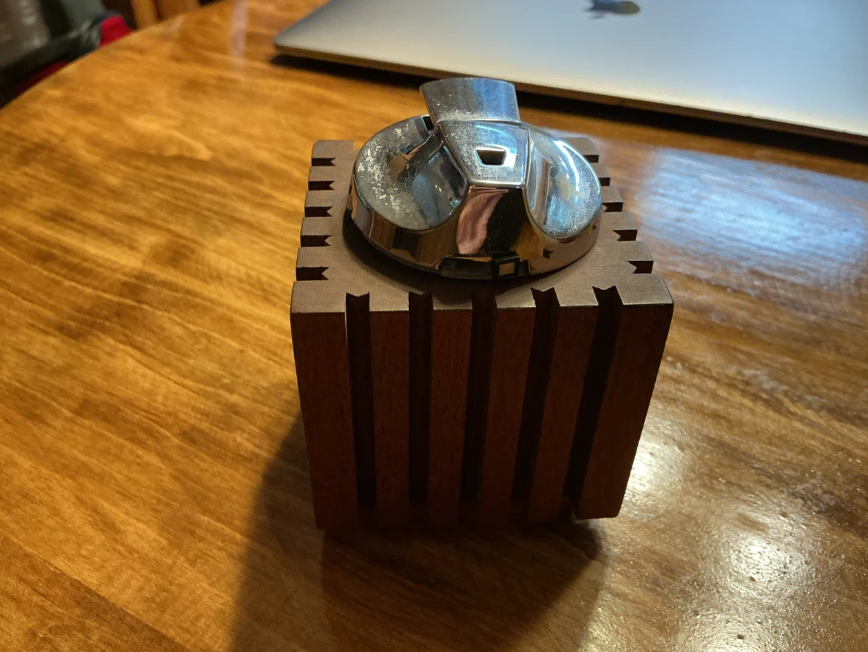Rare 1960’s Wood & Chrome RONSON VARAFLAME Table Lighter