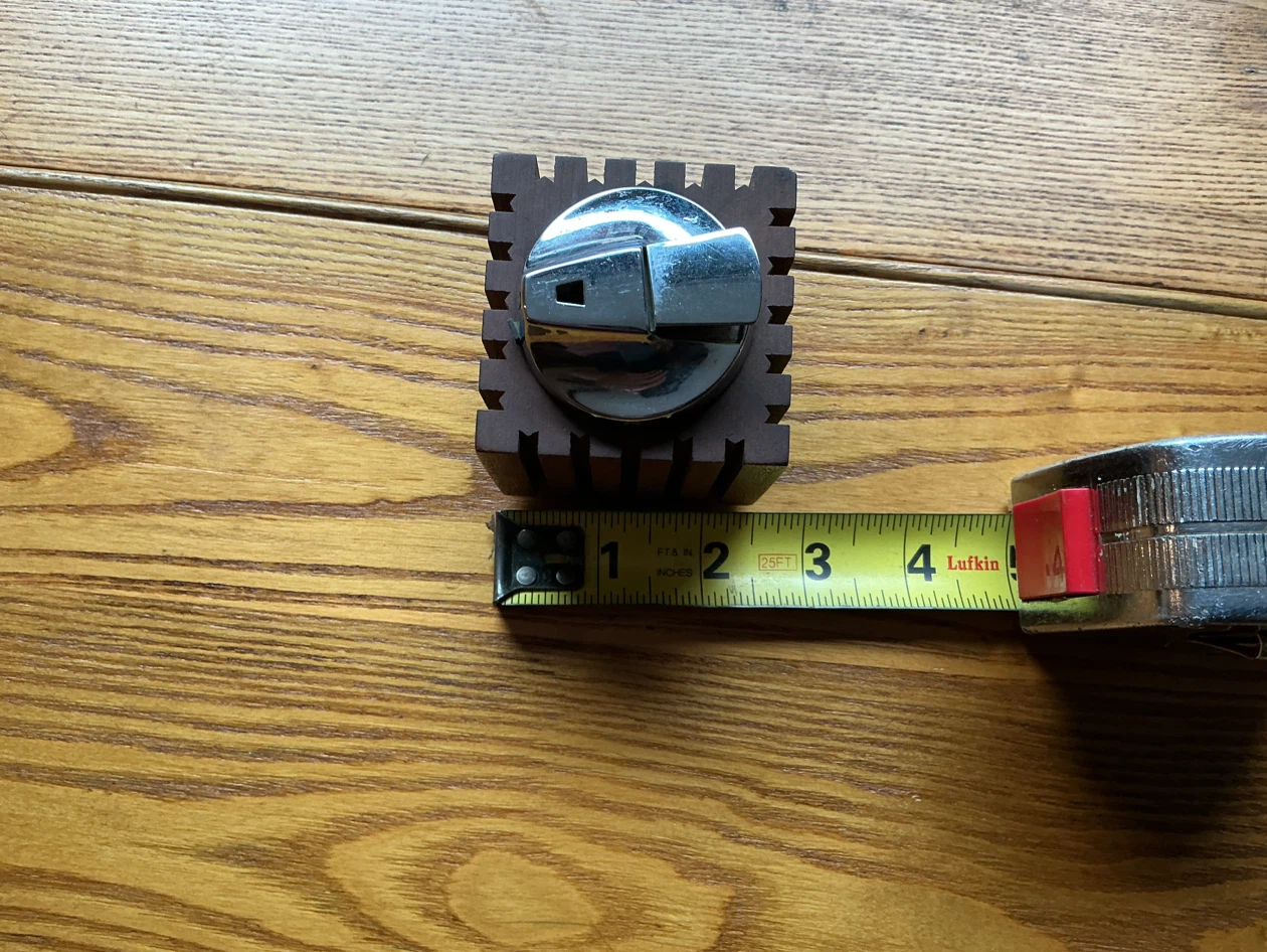 Rare 1960’s Wood & Chrome RONSON VARAFLAME Table Lighter - photo 2