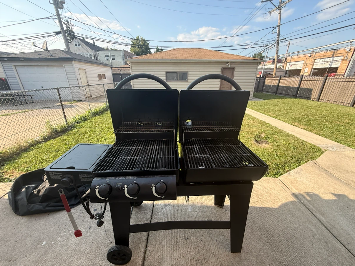 Char-Griller Duo Grill - Propane Gas and Charcoal Combo - photo 2