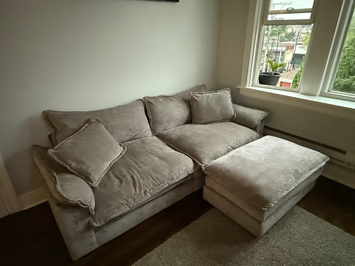 Light Gray Plush Sofa with Ottoman - photo 2