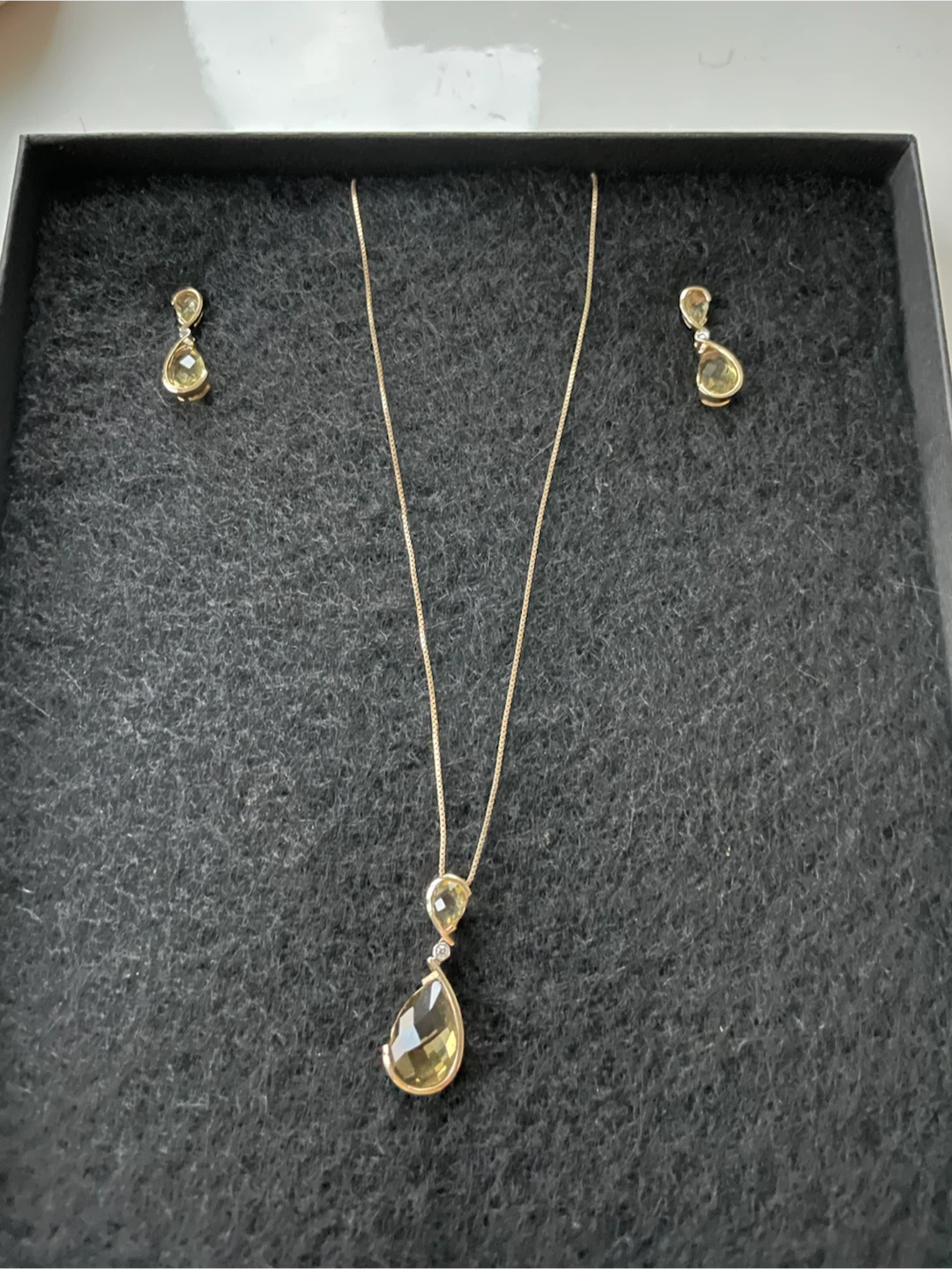 10K Yellow Gold Citrine Necklace and Earring Set