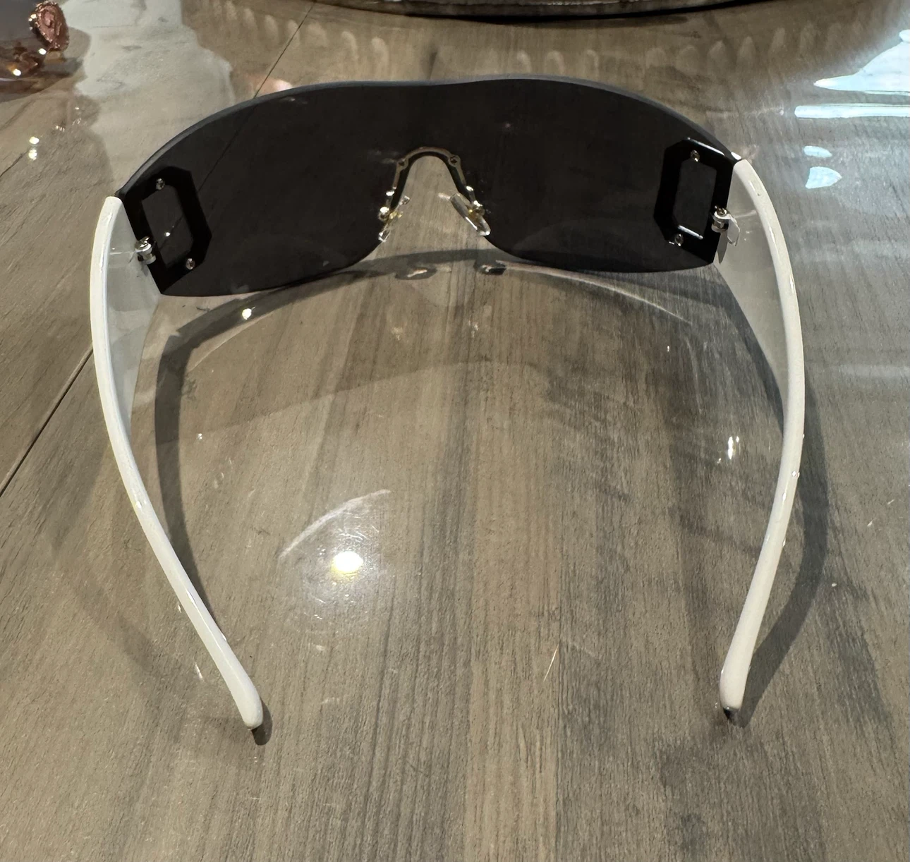 Statement Sunglasses - White & Black - photo 3
