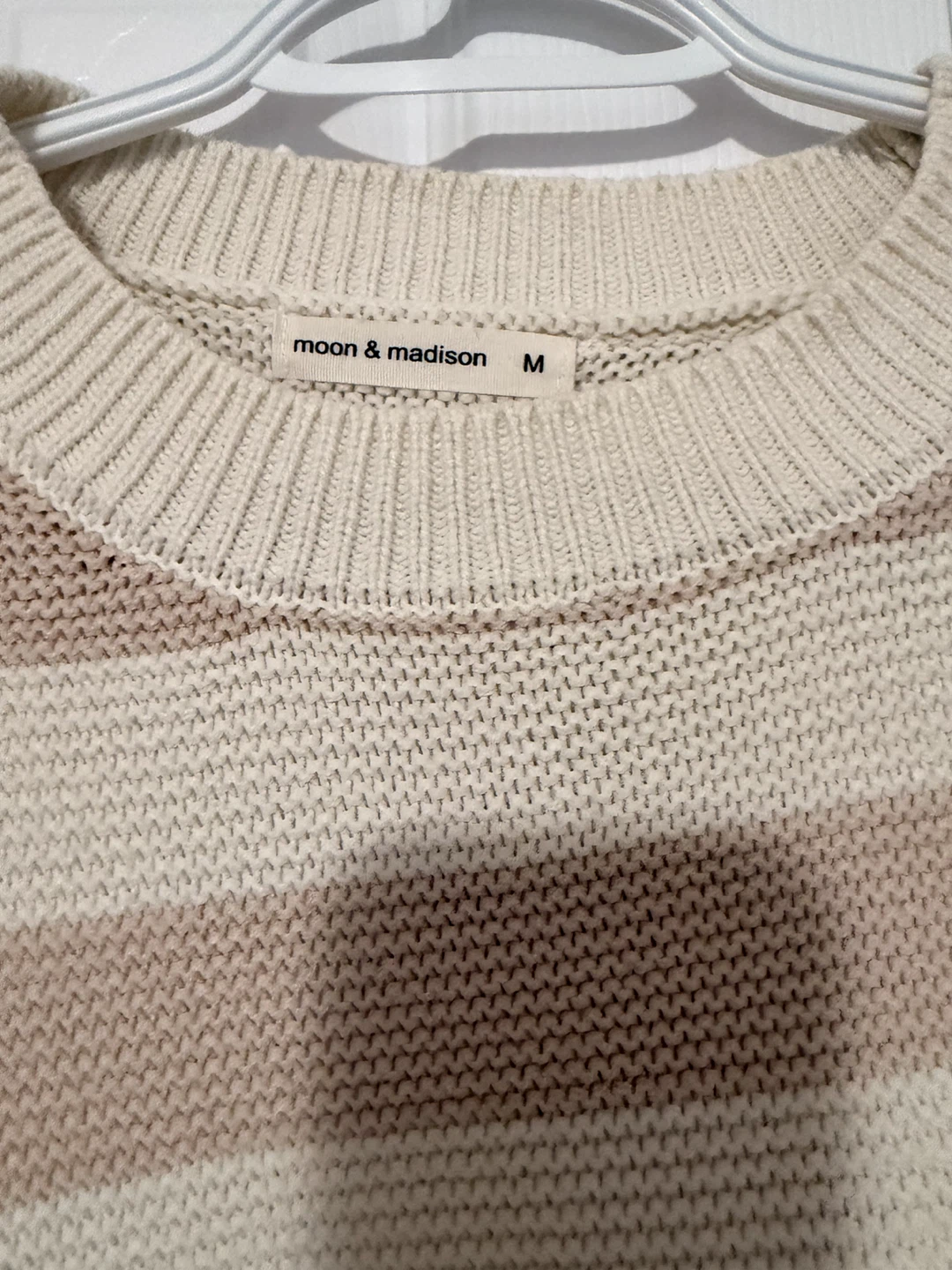 Moon & Madison Striped Sweater medium - photo 2