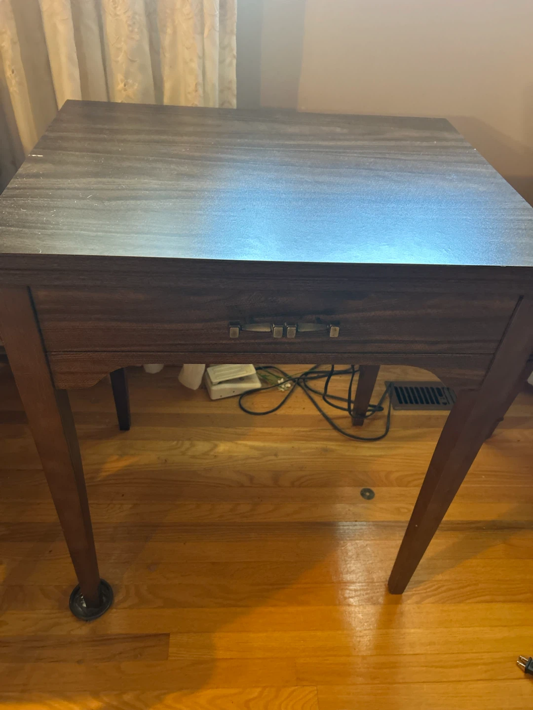 Kenmore 10 Sewing Machine with Cabinet - photo 3