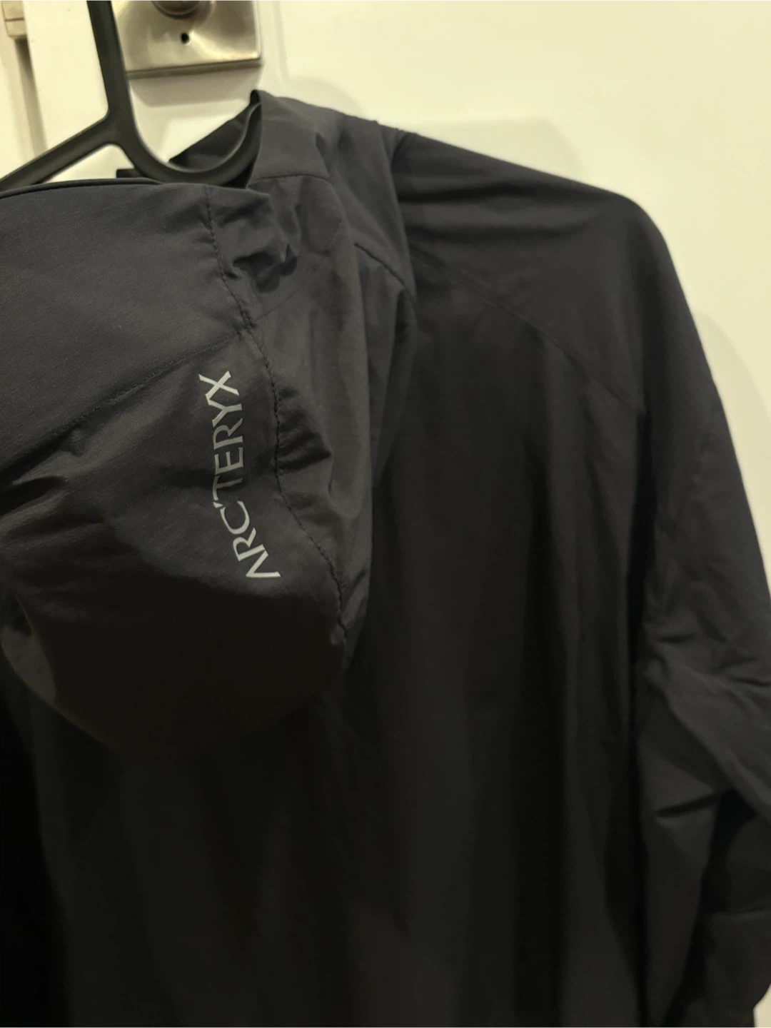 Arc’teryx Windbreaker - photo 2