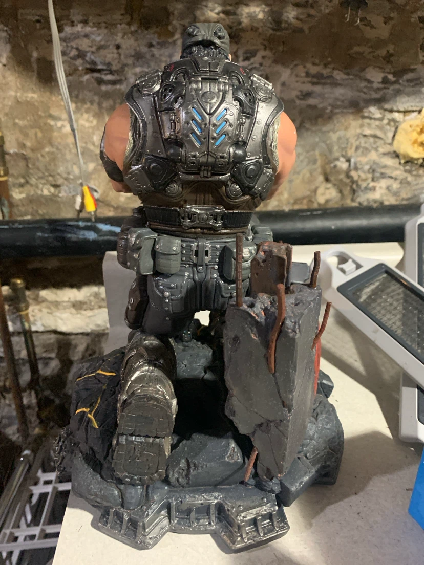 Gears of War Marcus Fenix Statue from GoW3 Epic Edition - photo 3