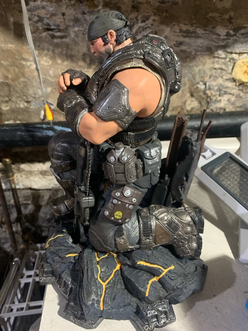 Gears of War Marcus Fenix Statue from GoW3 Epic Edition - photo 4