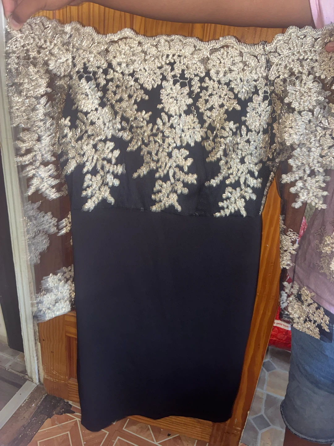Women's Black Lace Off-the-Shoulder Dress Size Large - photo 2