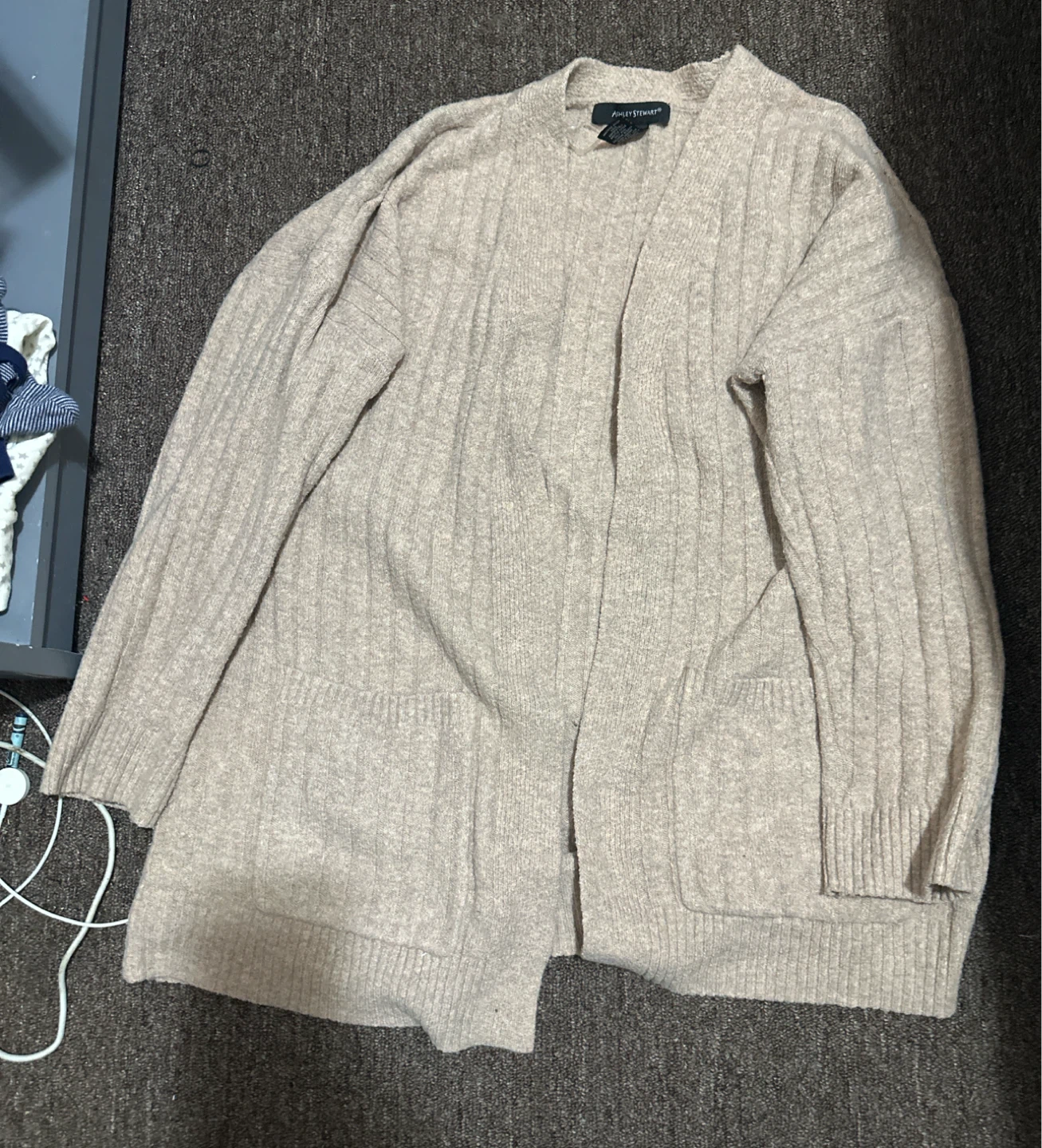 Bundle of plus sized sweater cardigans - photo 2