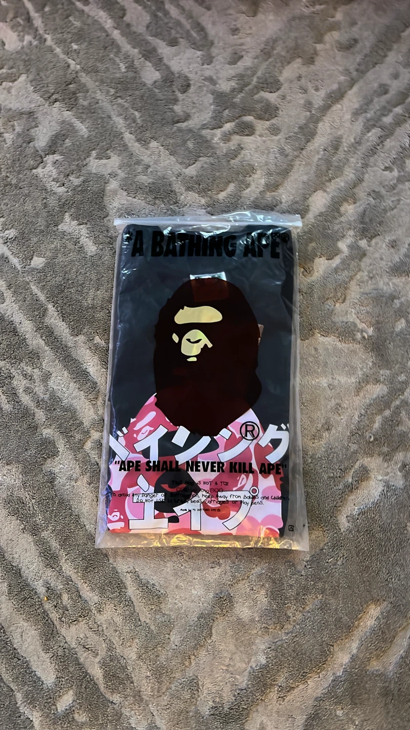 A Bathing ape Graphic T-Shirt