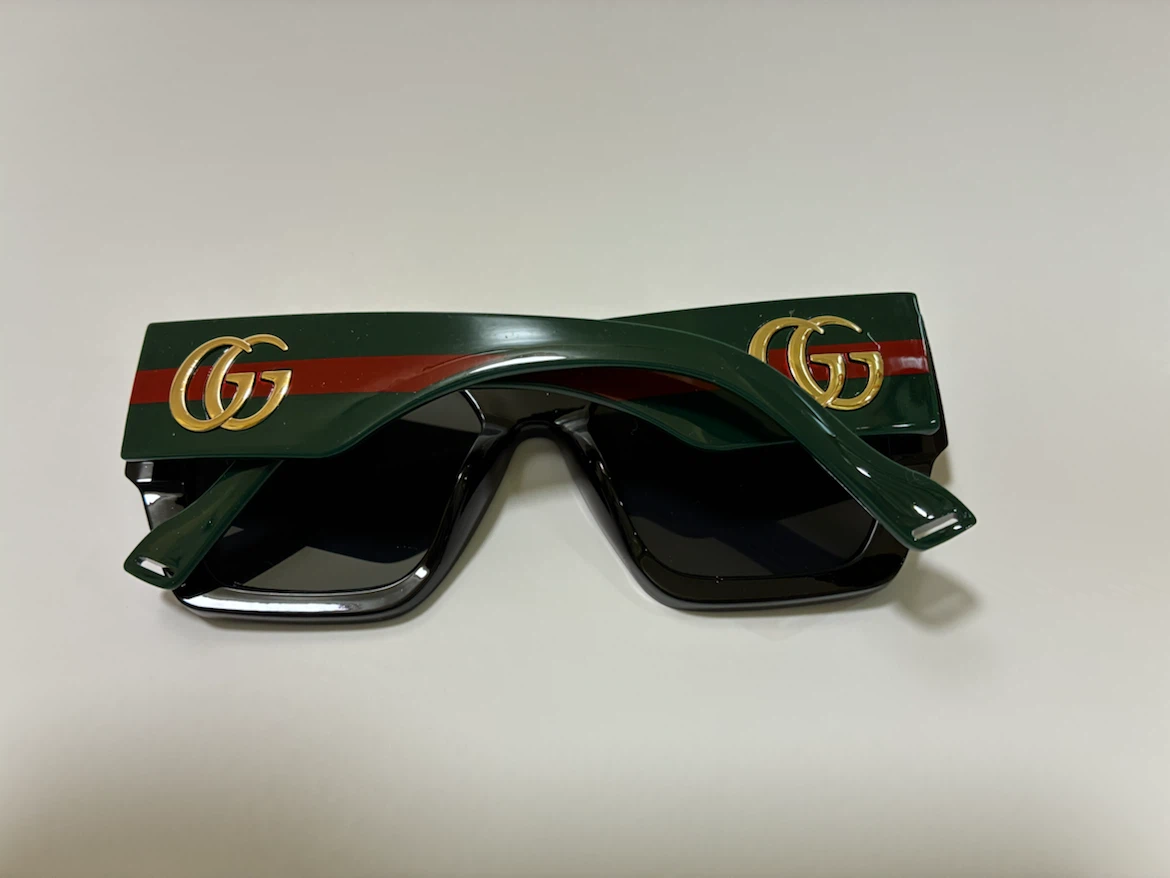 Gucci Sunglasses - photo 2
