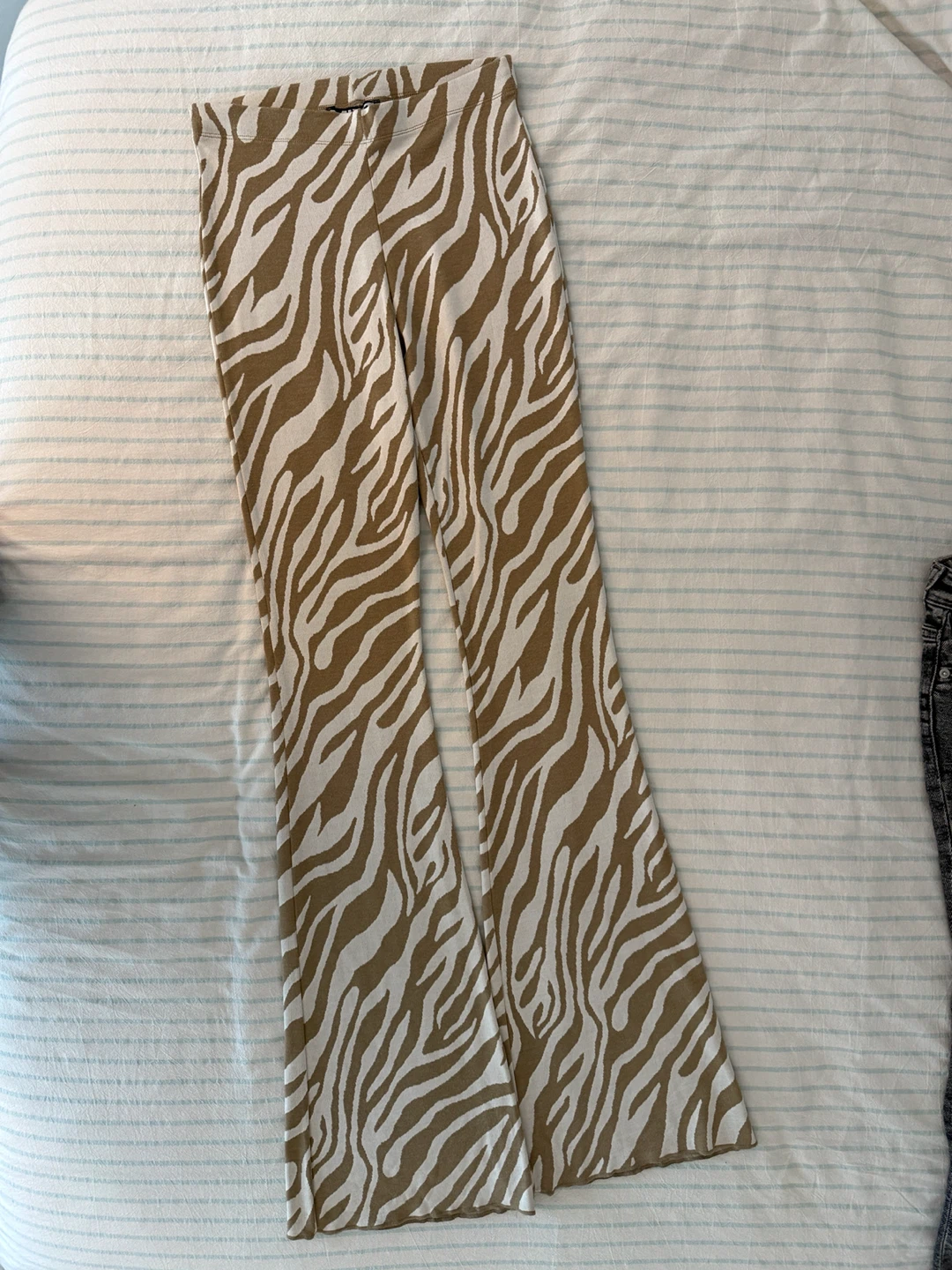 MIXT. Zebra Print Flare Pants - Small - photo 2