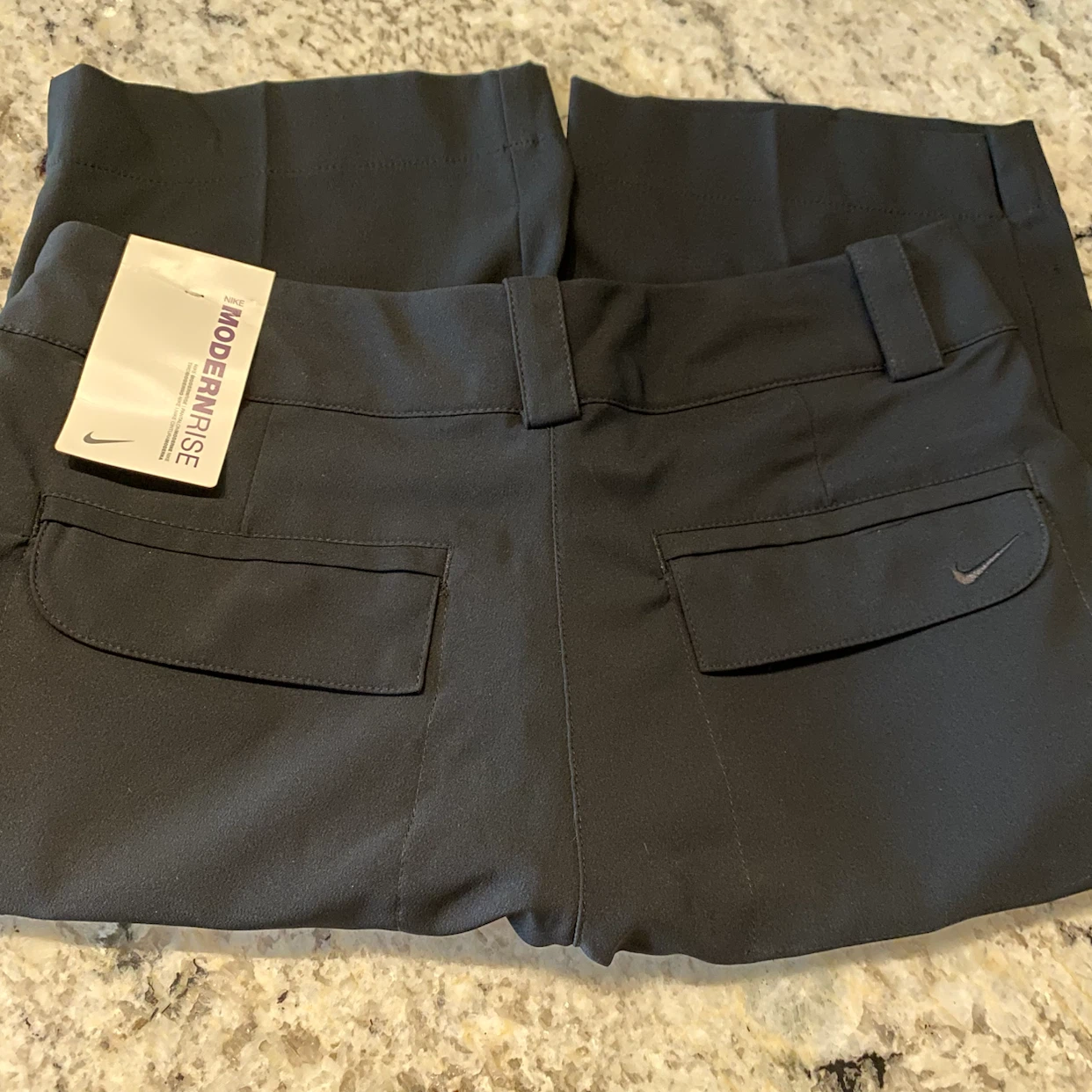 Women’s Nike Golf Sport Short Dri-Fit stay cool paid $96 - photo 4