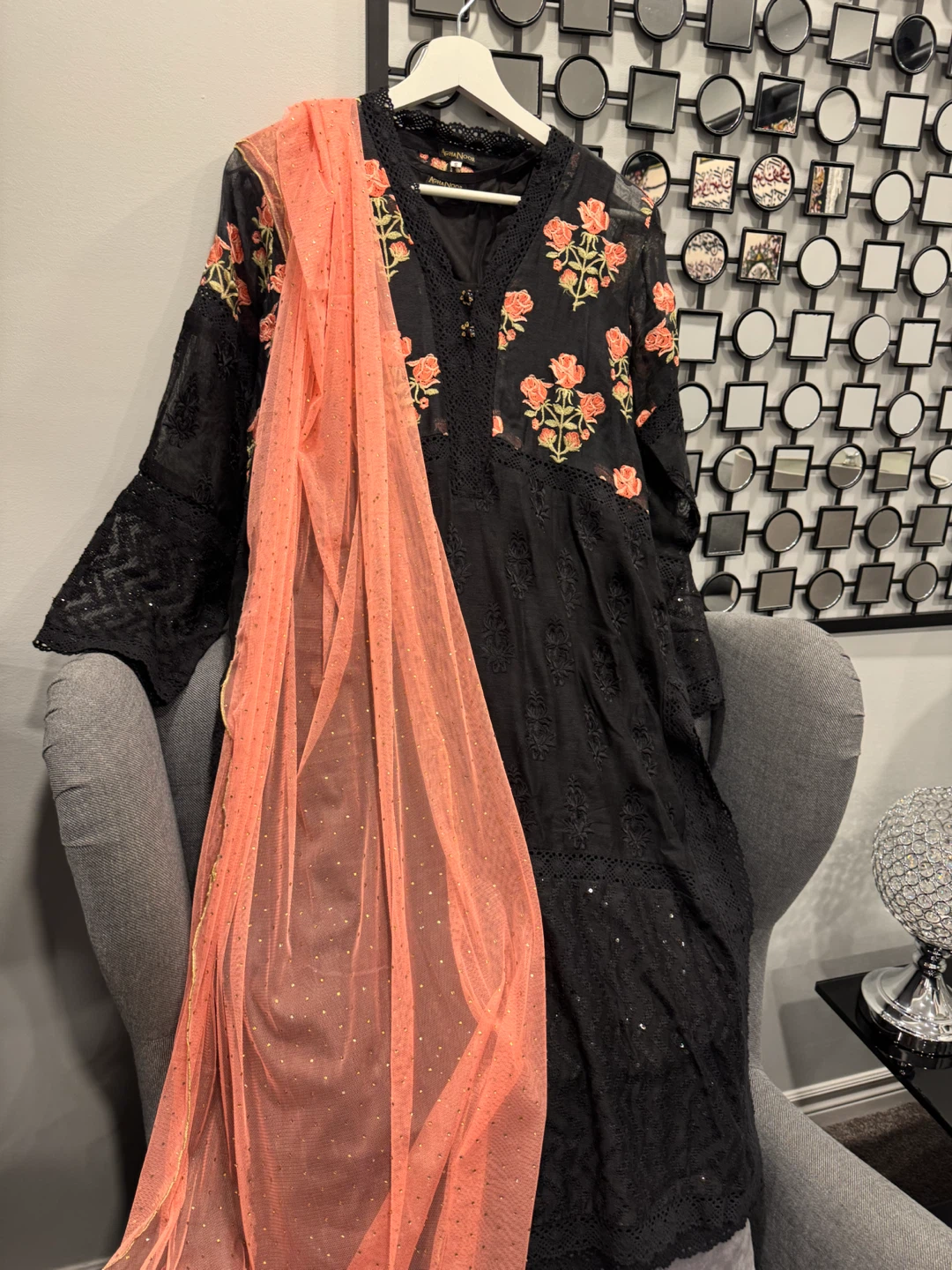 Agha noor cleaning closet - photo 4
