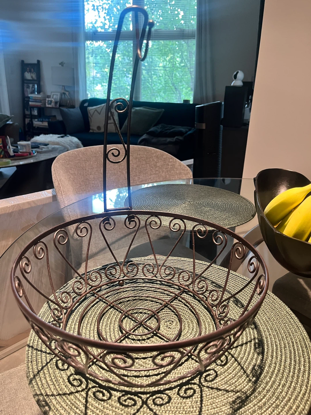 Decorative Wire Fruit Basket with Banana Hanger