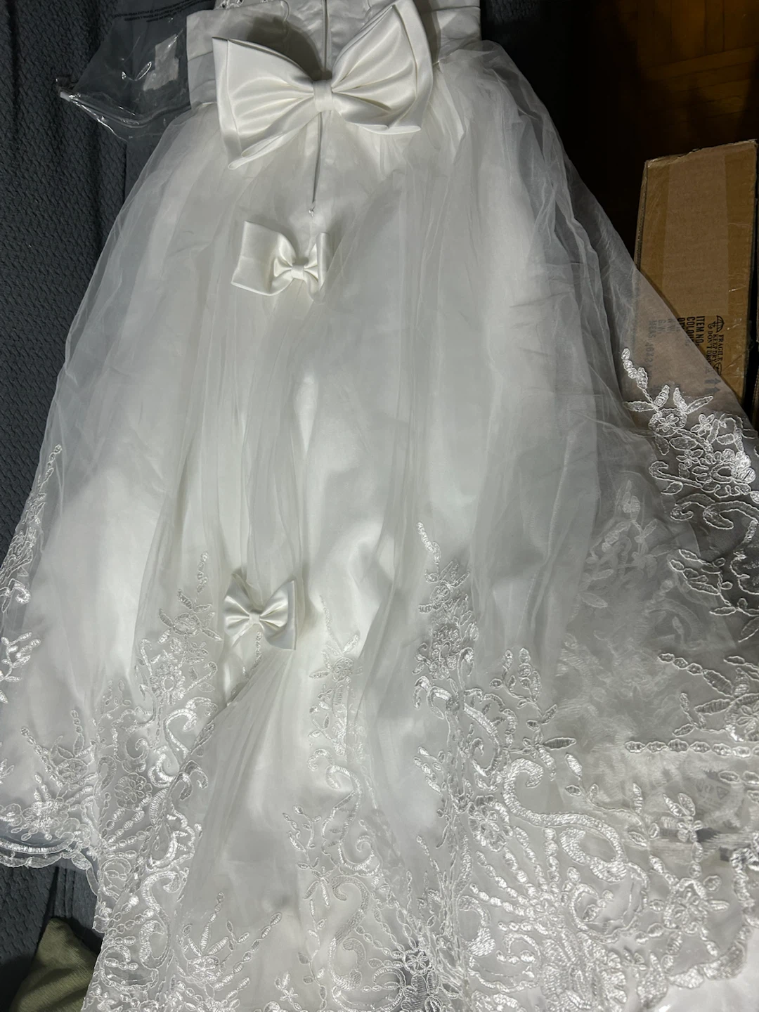 Brand New-White Flower Girl Dress with Lace and Beads - photo 2