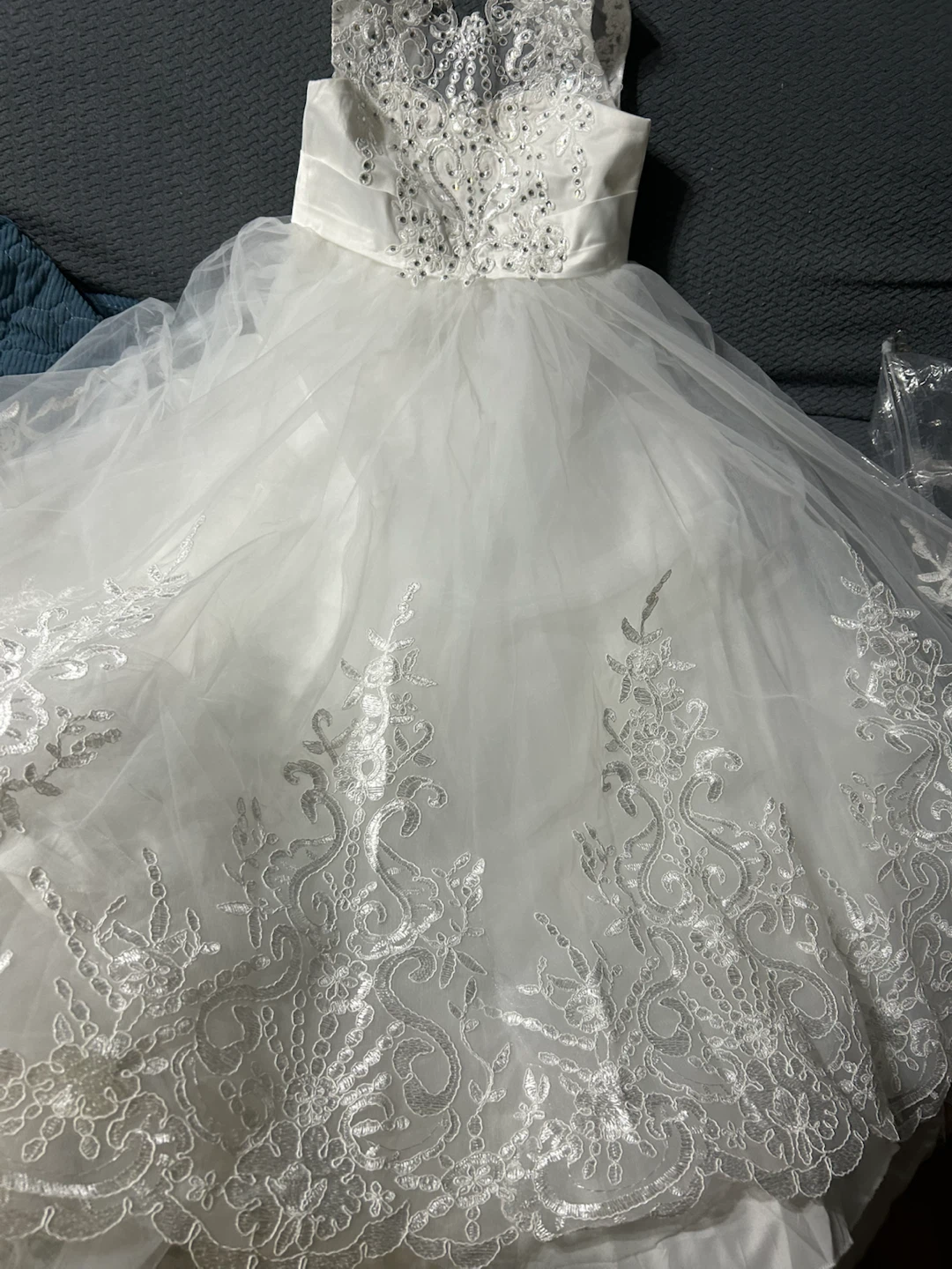 Brand New-White Flower Girl Dress with Lace and Beads - photo 4
