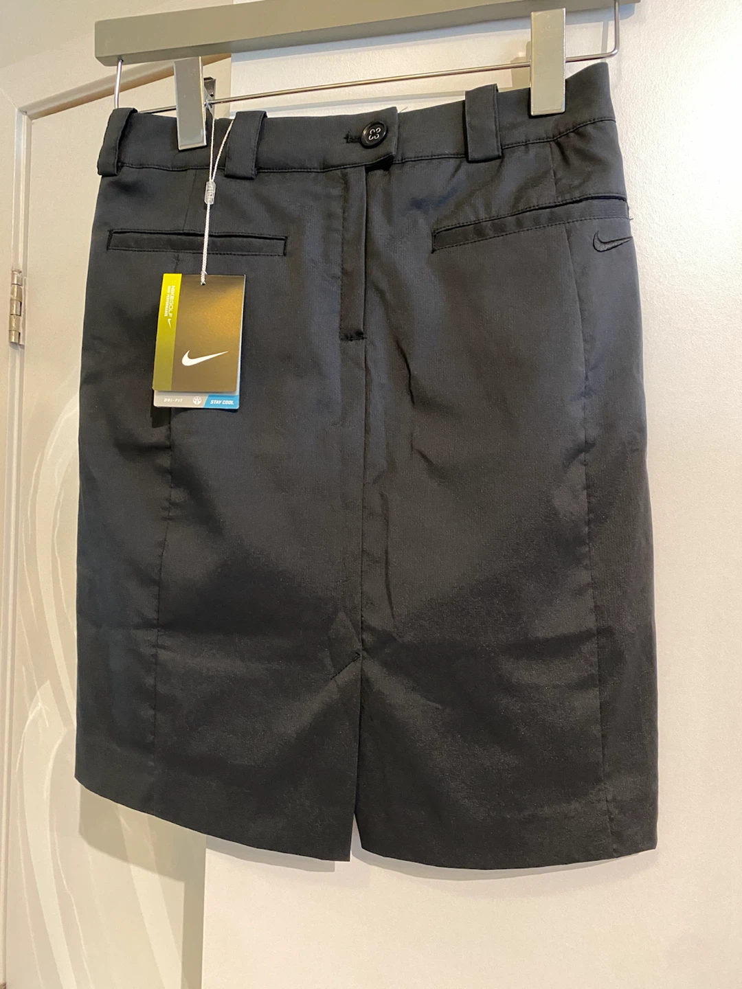 Women’s Nike Golf Sport Skirt Skort Dri-fit stay cool paid $96 - photo 2