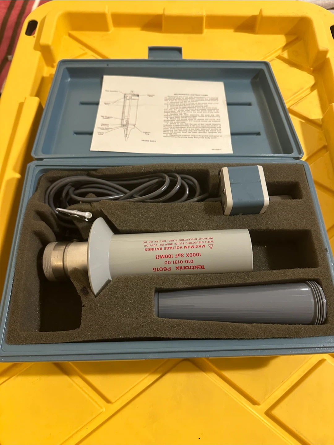 Tektronix P6015 Probe - photo 2