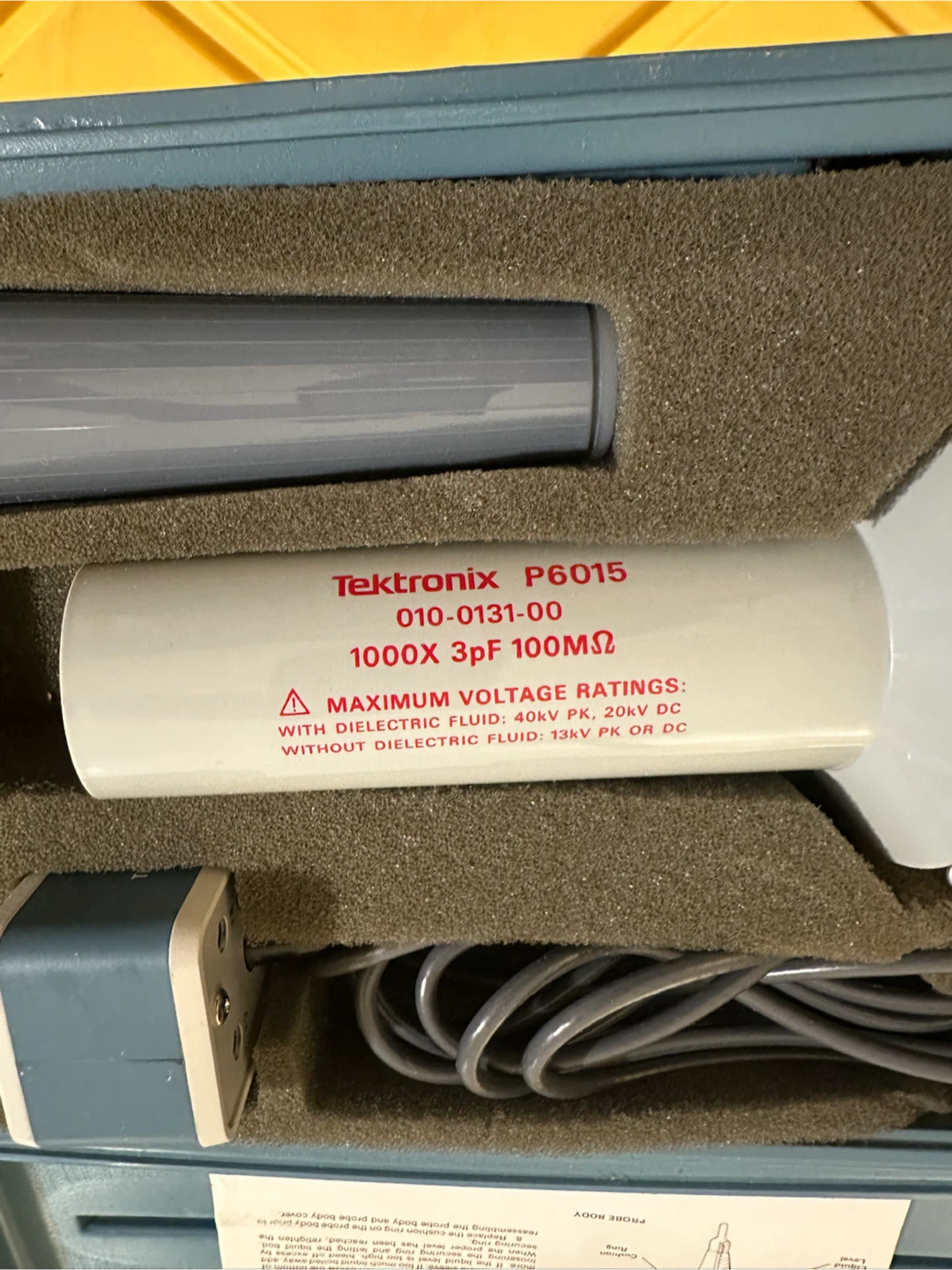 Tektronix P6015 Probe - photo 3