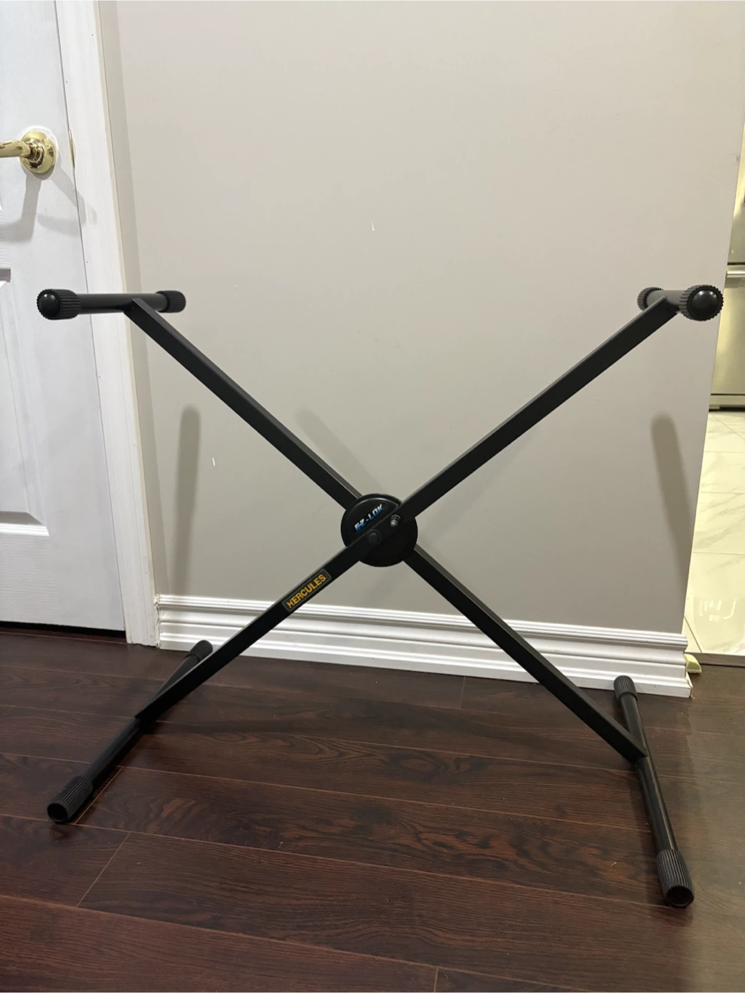 Hercules EZ-LOK Keyboard Stand