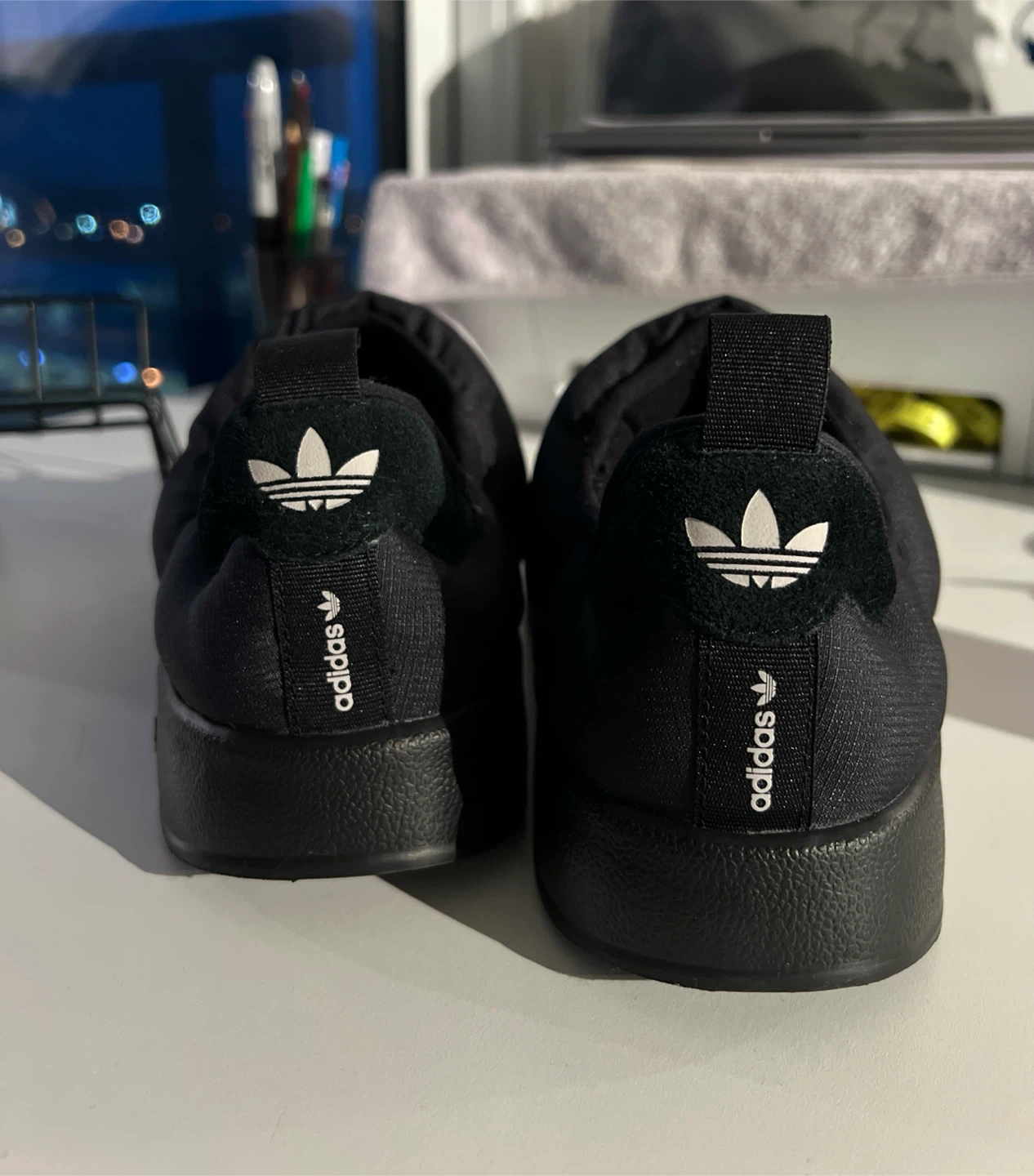 (NEW) Adidas Puffylette Shoes - Size M8 - photo 3