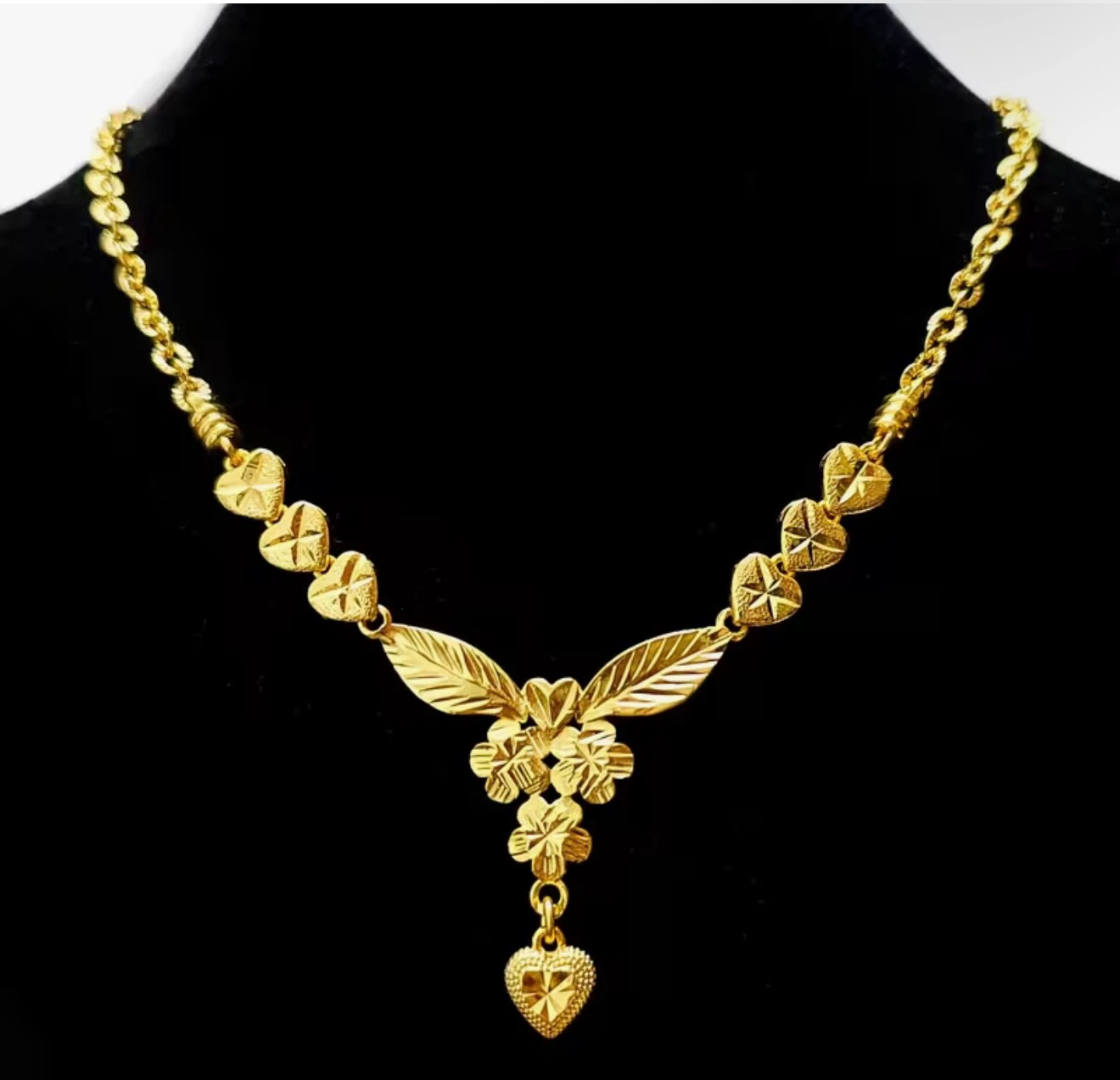 Gold Necklace with Heart and Flower Pendant