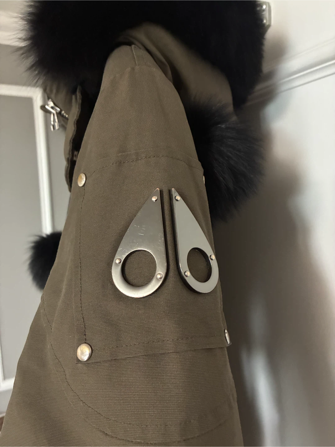Women’s Moose Knuckle Stirling Parka - photo 4