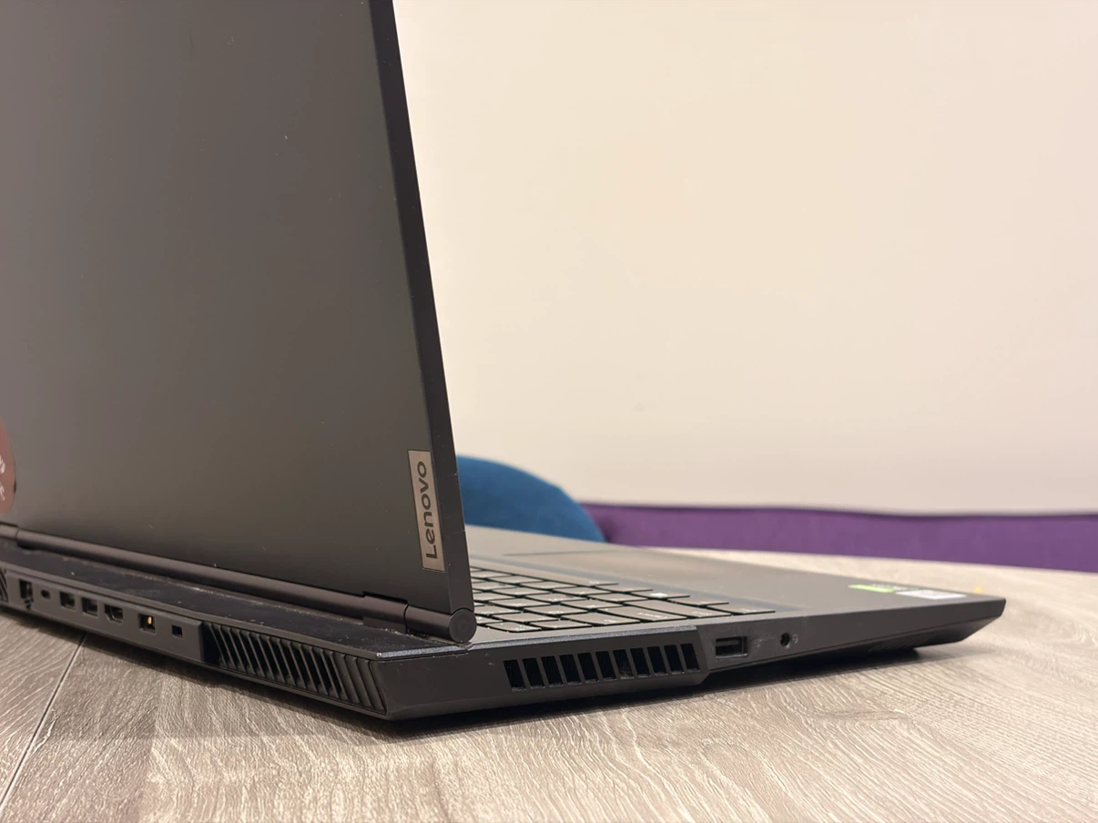 Lenovo Legion 5 15IMH05 Gaming Laptop — i5 / 16GB / NVIDIA - photo 4