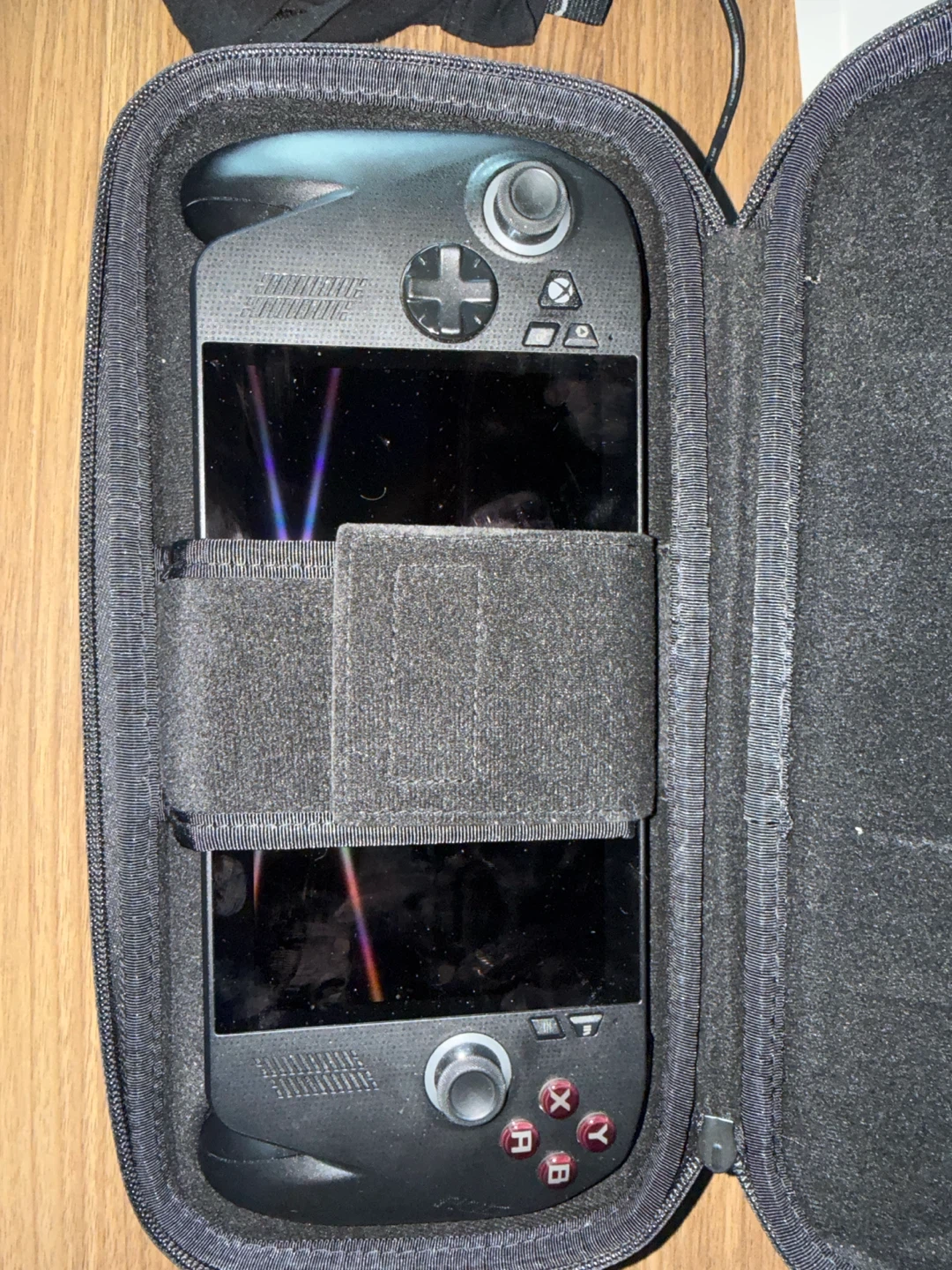 ASUS ROG Ally X 1TB + Official Carrying Case - photo 5