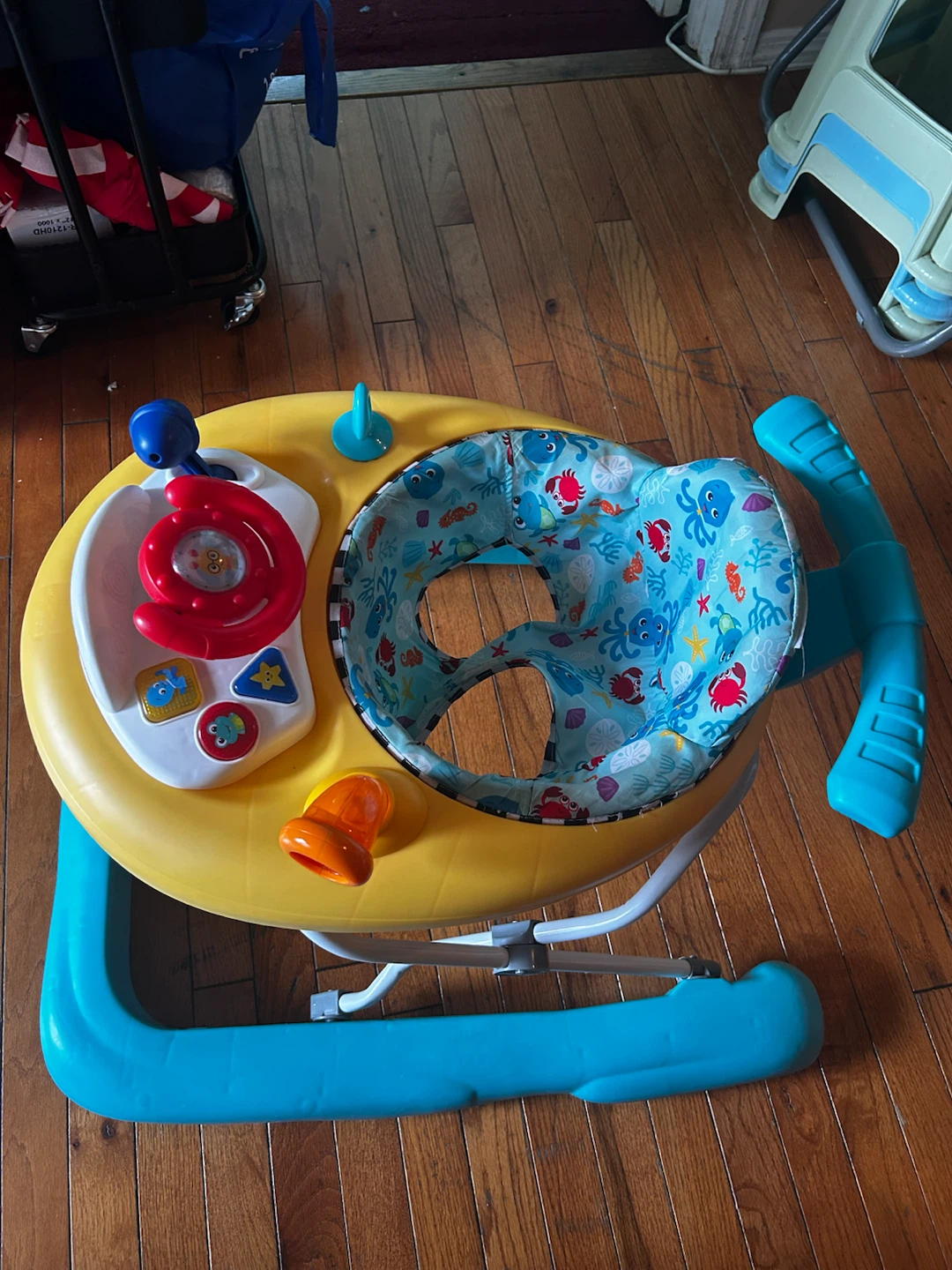 Baby Walker with Toy Steering Wheel - photo 3