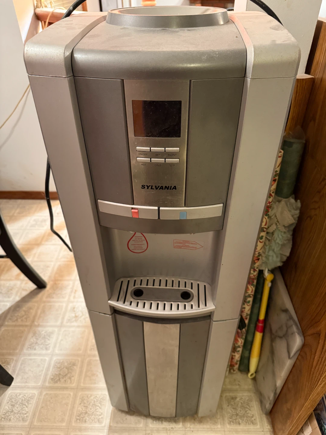 Sylvania Water Cooler Dispenser