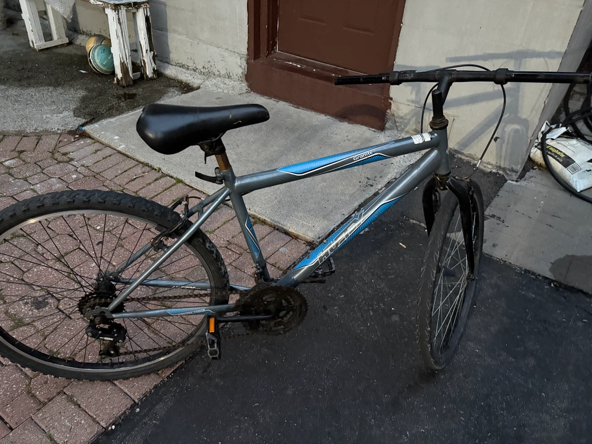 Huffy Granite 18-Speed Mountain Bike / only cash - photo 2