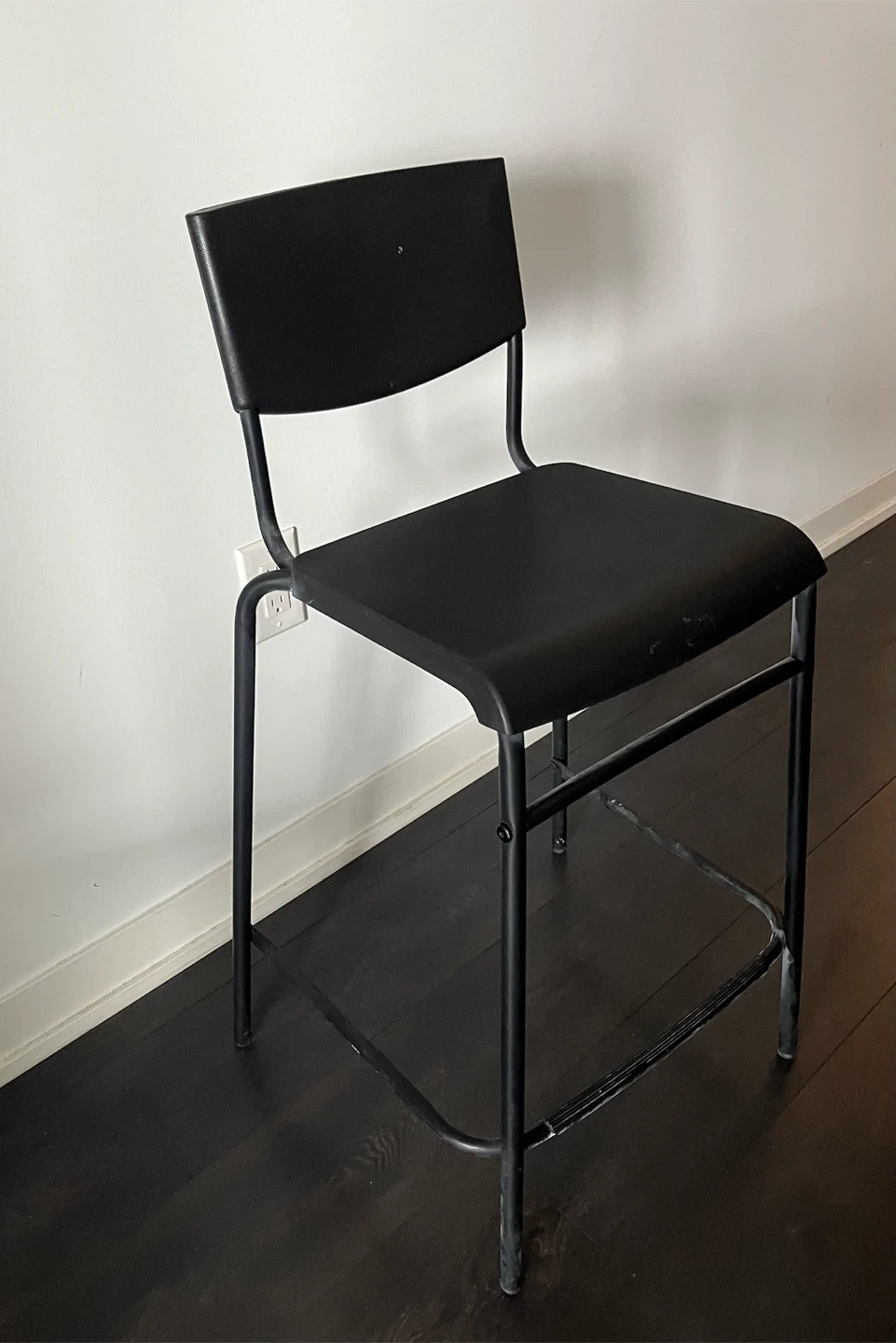 2 STIG Bar Stool with Backrest