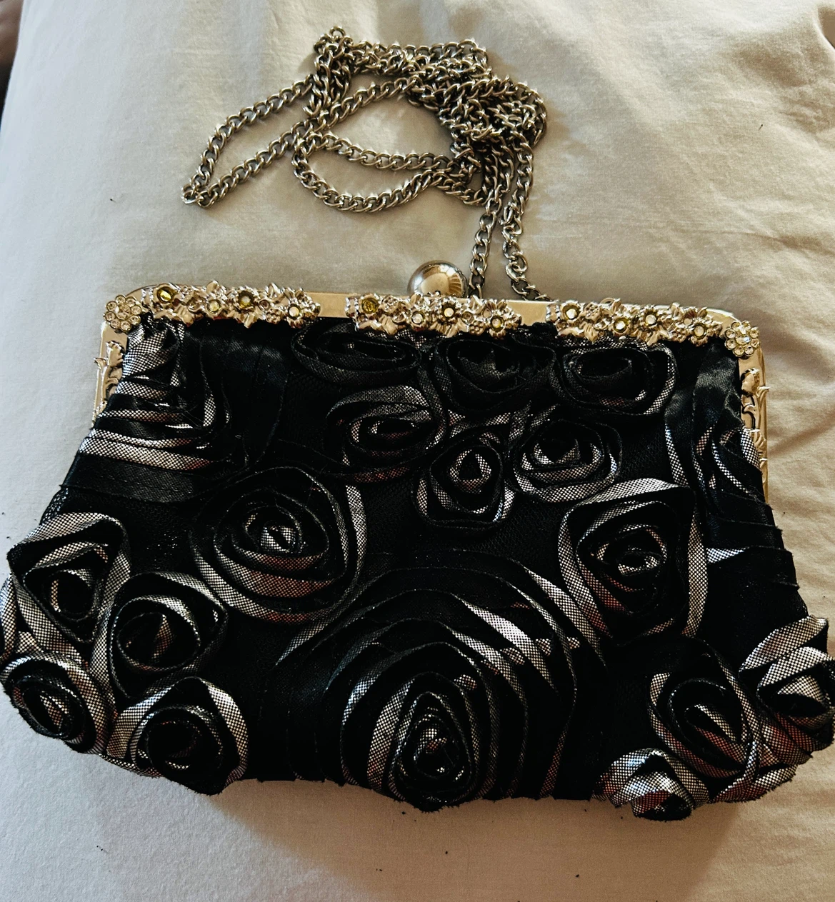 Ribbon-Rosette formal bag with Silver Chain strap - photo 2