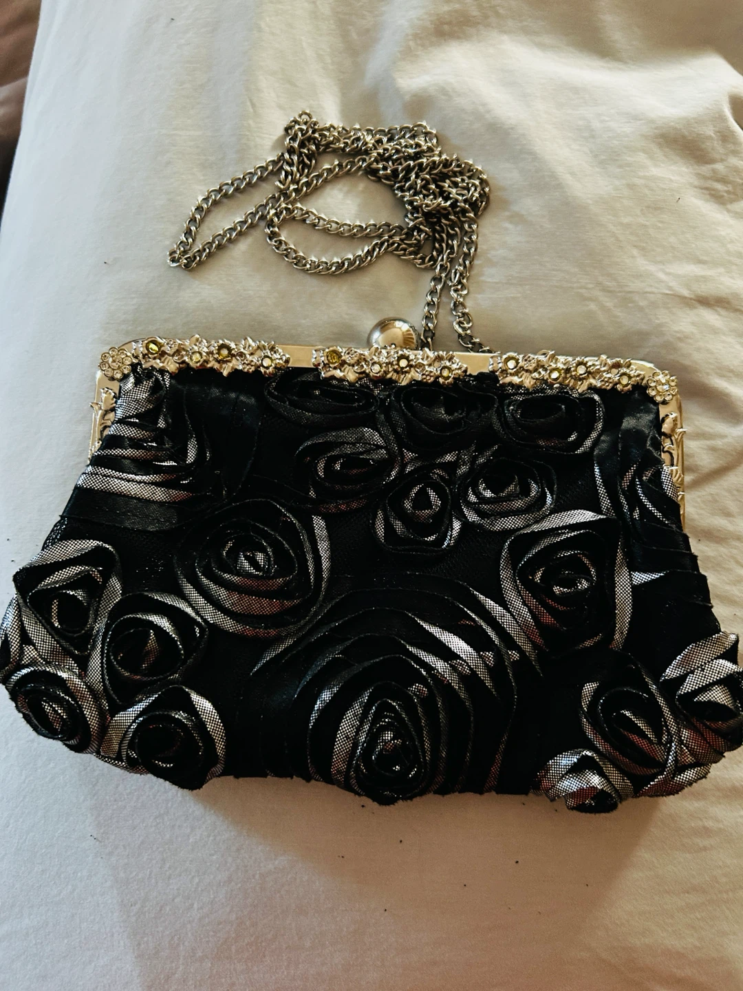 Ribbon-Rosette formal bag with Silver Chain strap - photo 3
