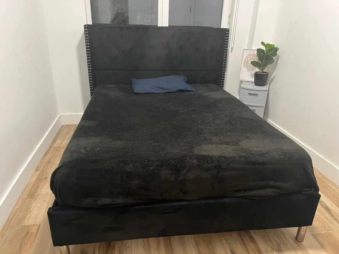 Black Upholstered Wingback Bed Frame - photo 4