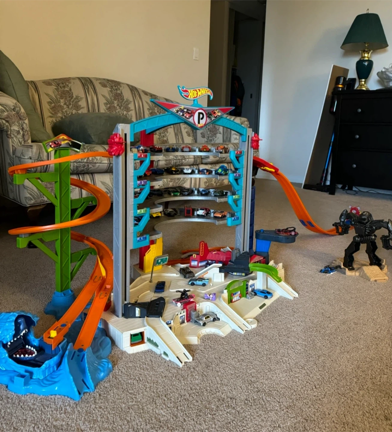 Hot Wheels Ultimate Garage Playset