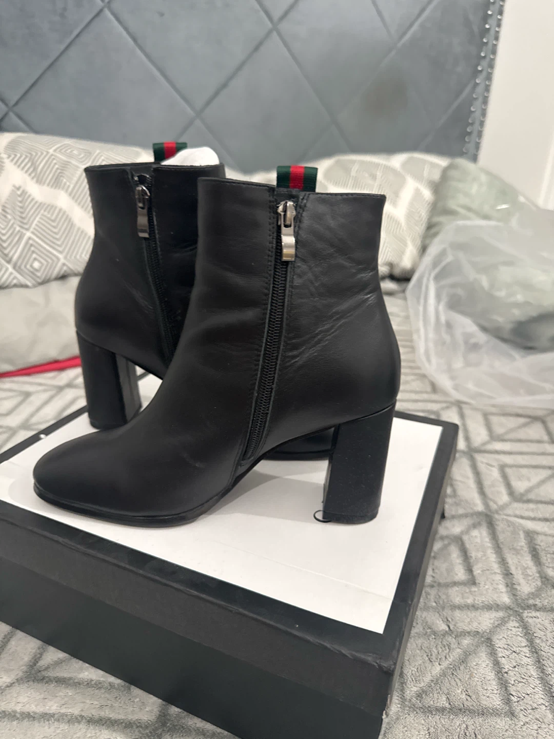 Bee booties - photo 3