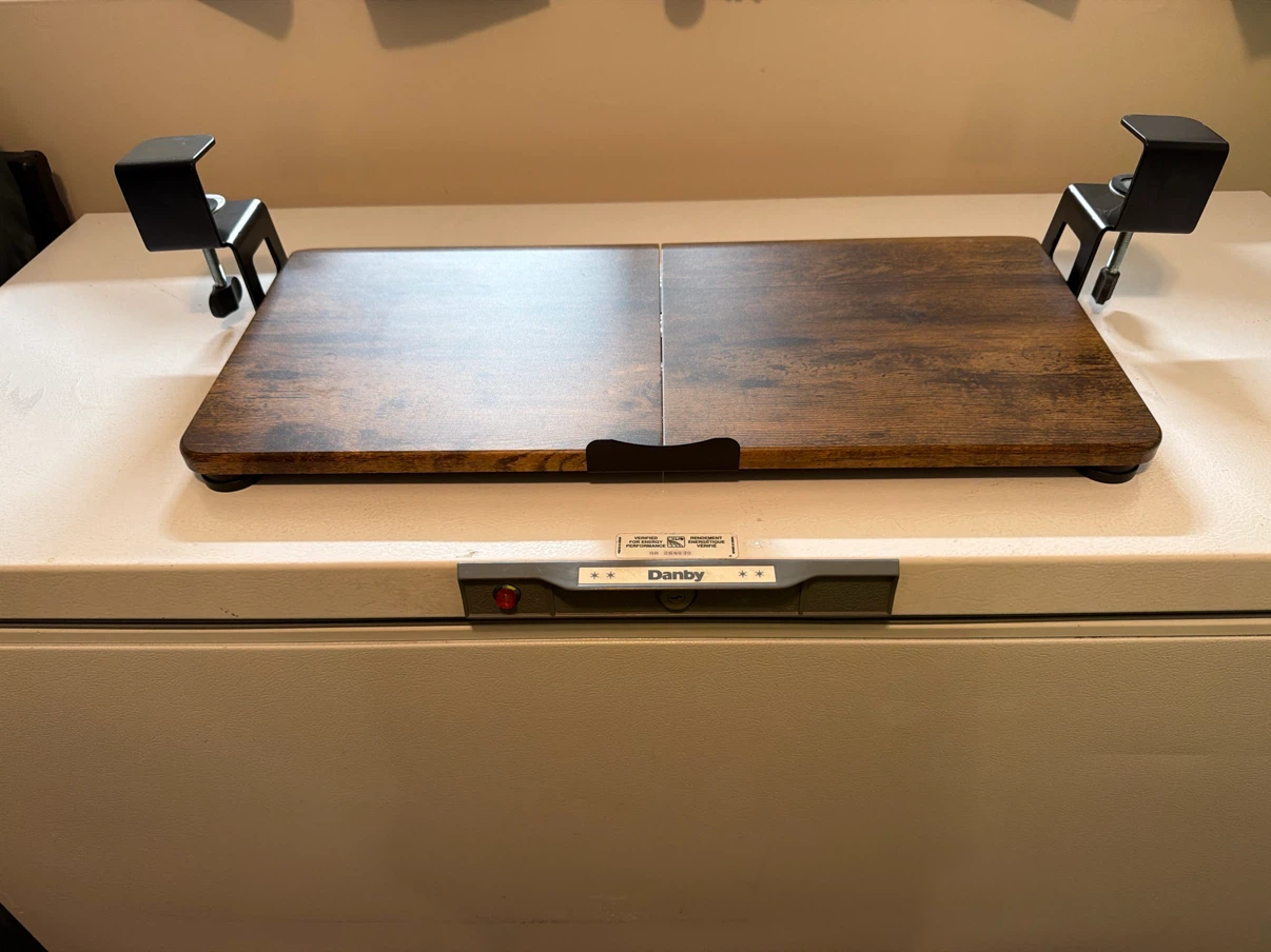 Under desk keyboard holder tray
