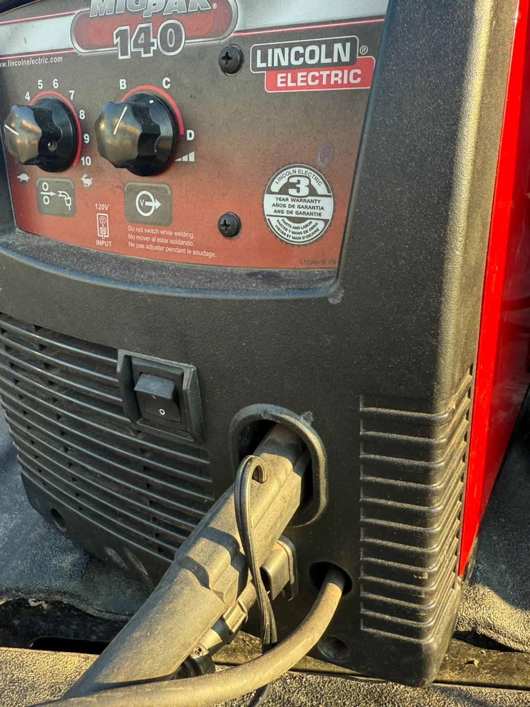 Lincoln Electric MIG Pak 140 Welder - photo 4