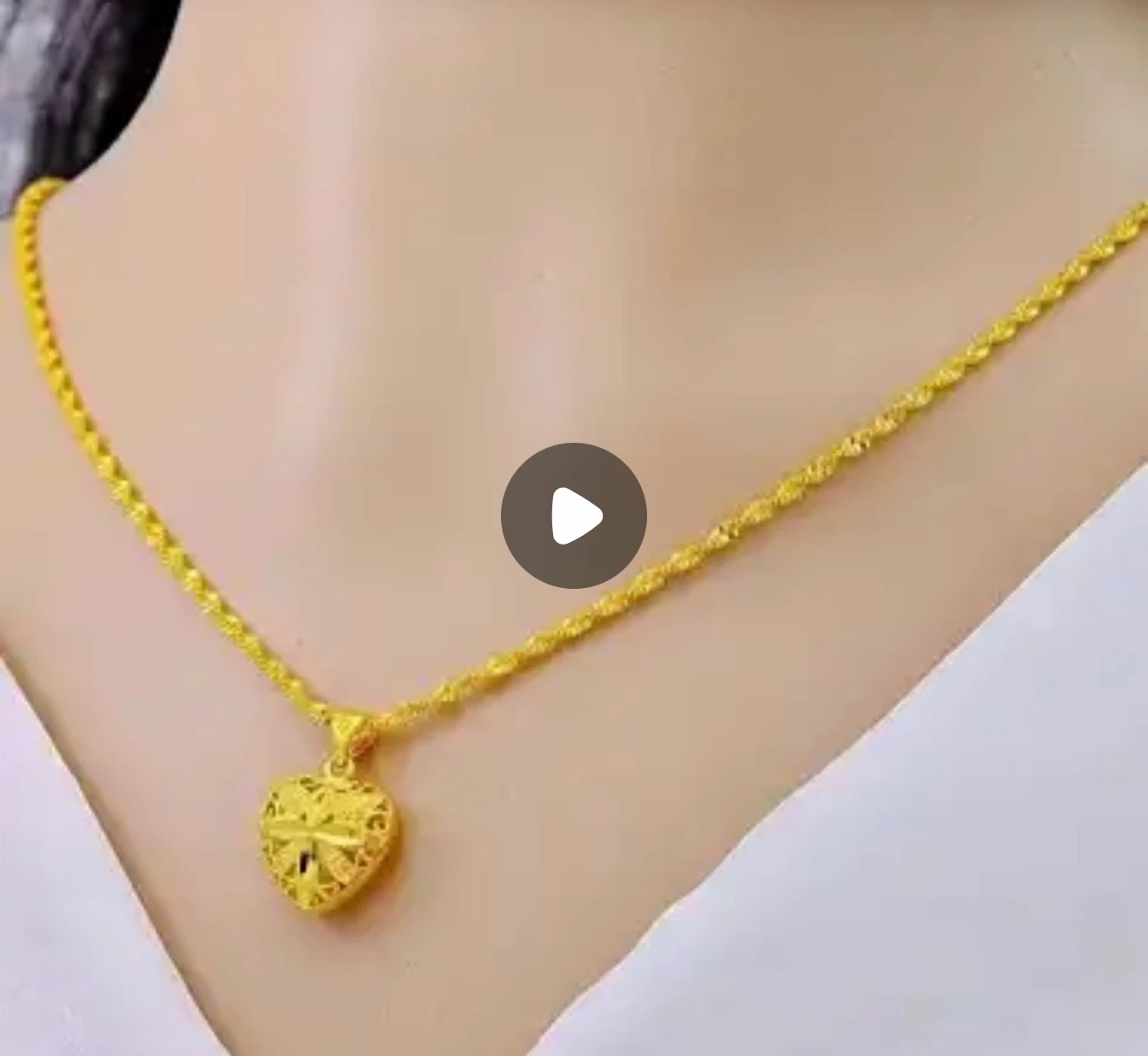 Gold Heart Pendant Necklace
