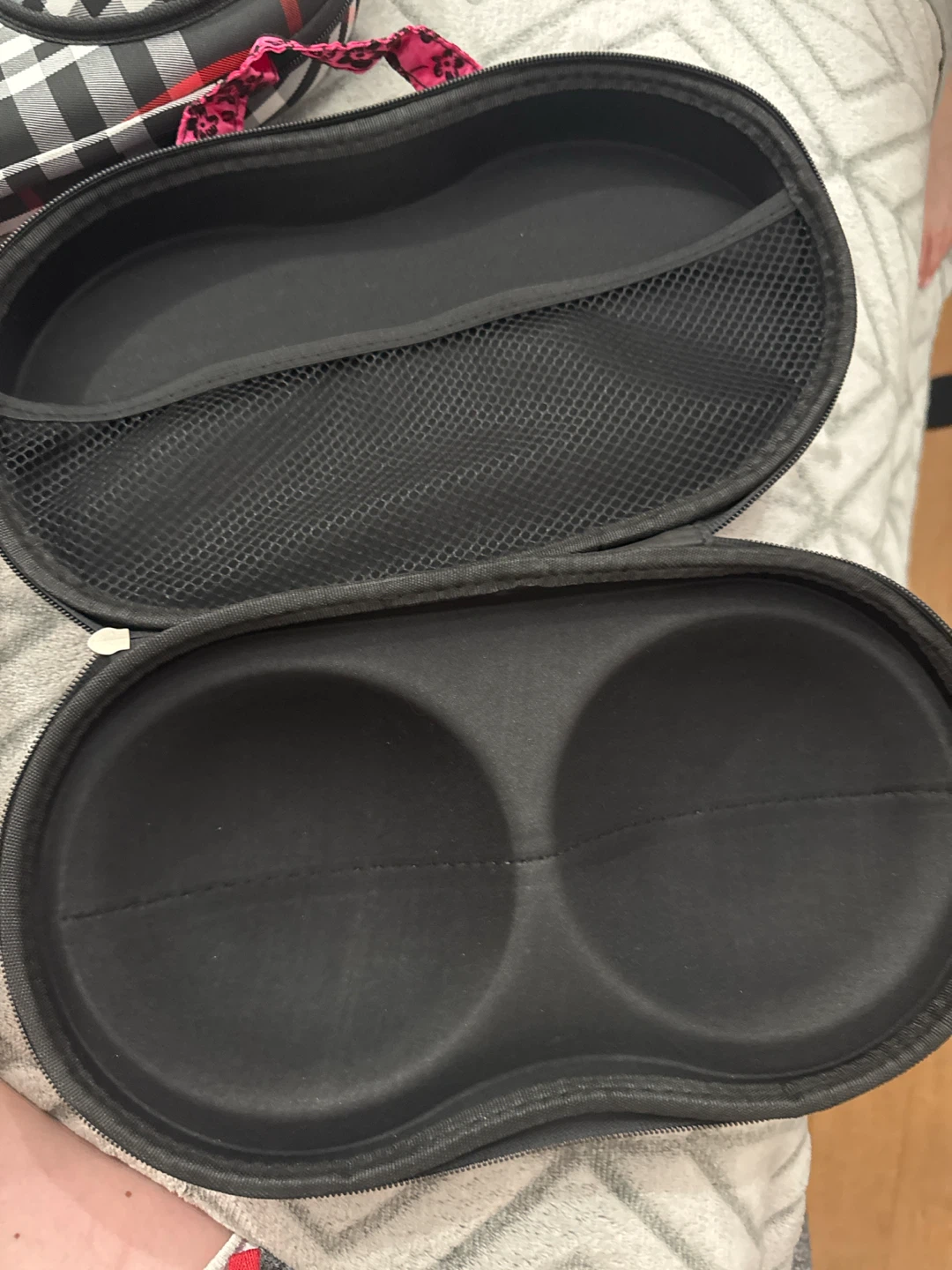 Two Bra/Bathing Suit Travel Cases - photo 2