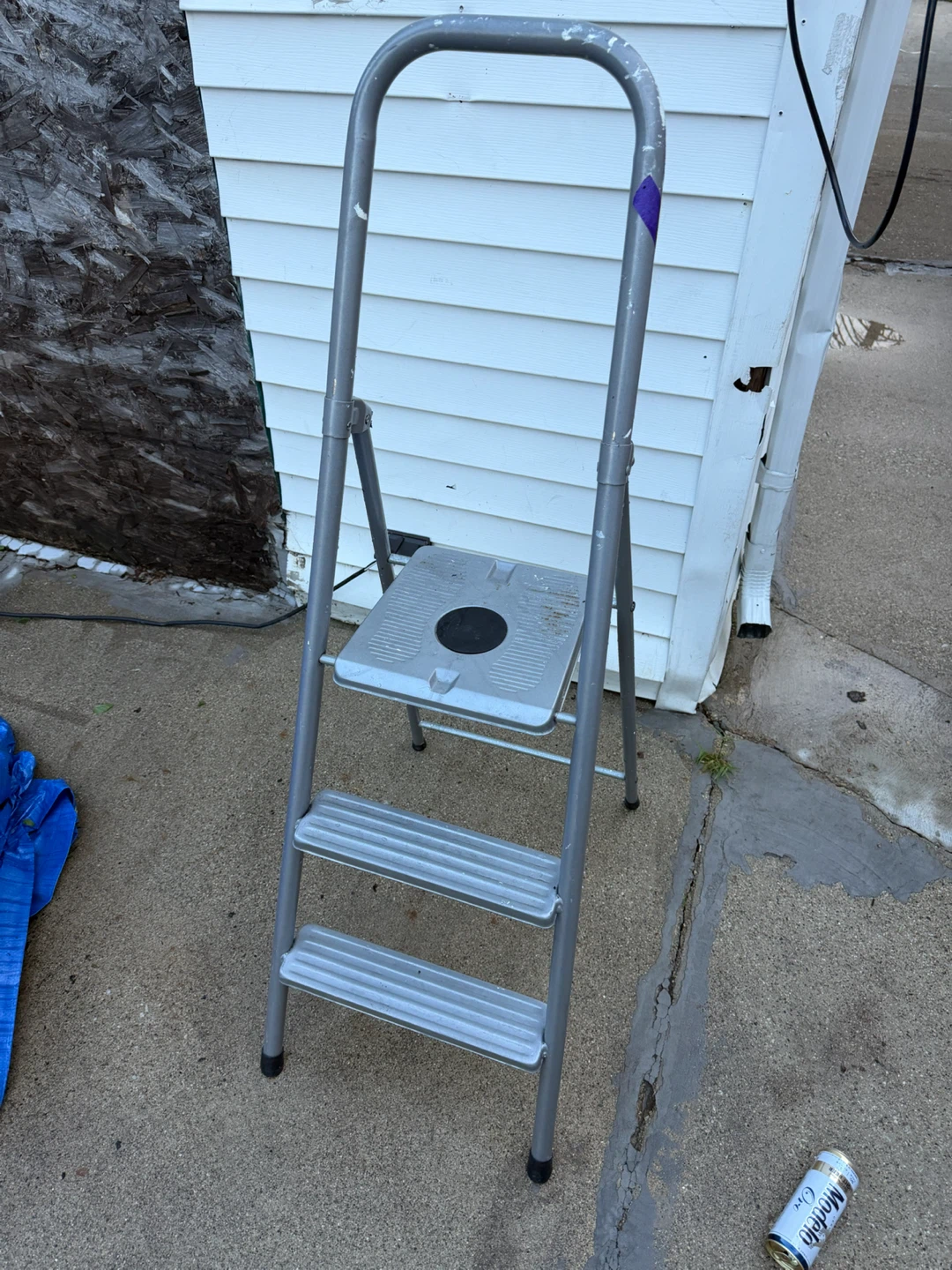 Gray 3-Step Ladder