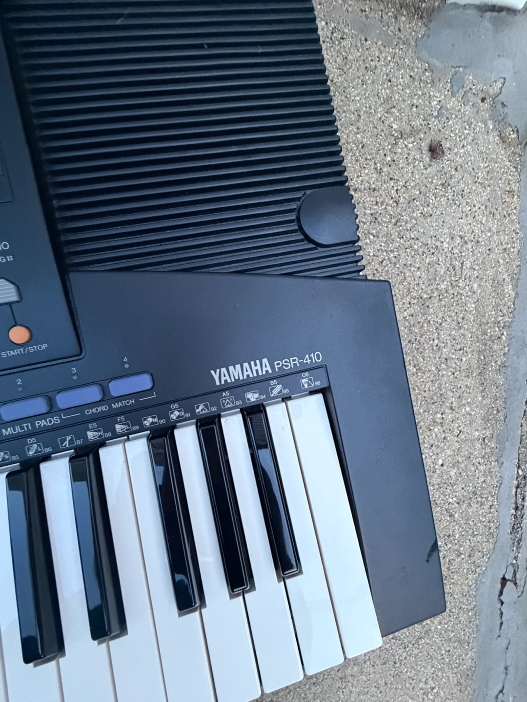 Yamaha PSR-410 Keyboard - photo 2