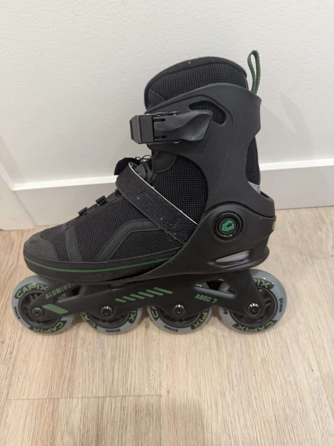CAPIX Inline Skates