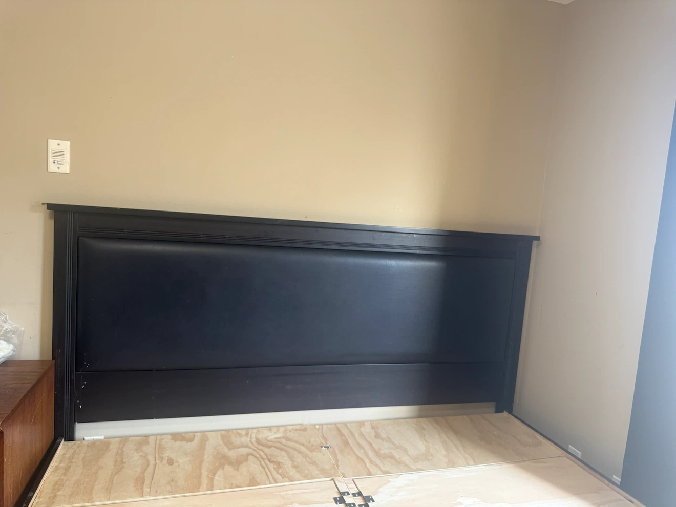 king size box bed with storage. - photo 3