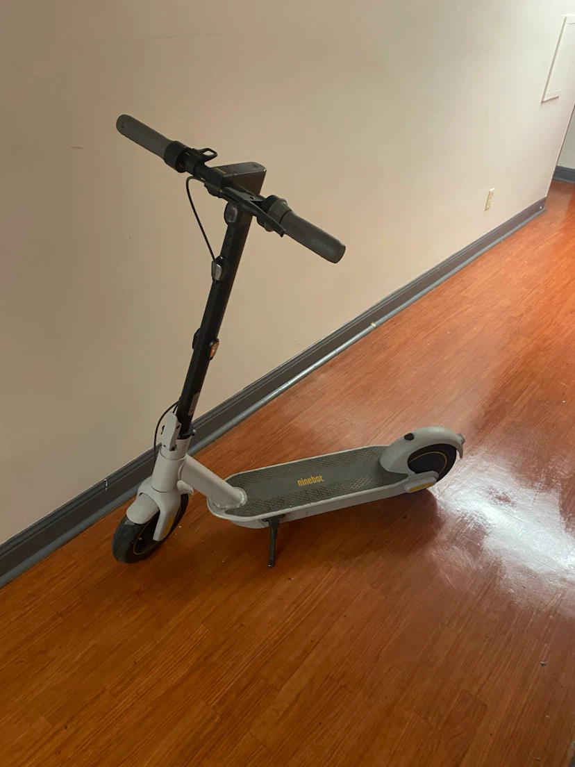 Ninebot E-Scooter - photo 3