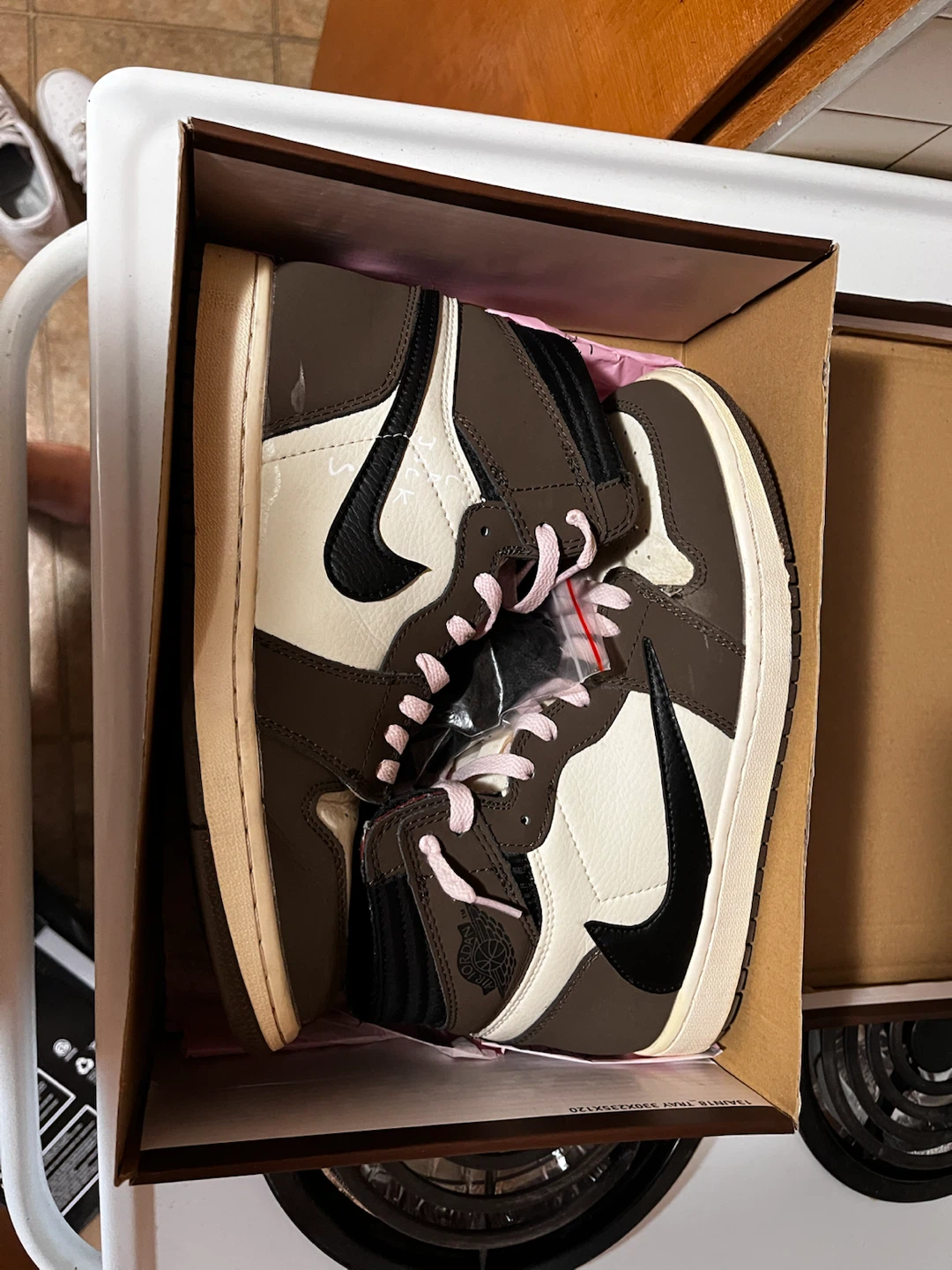 Nike Air Jordan 1 - photo 4